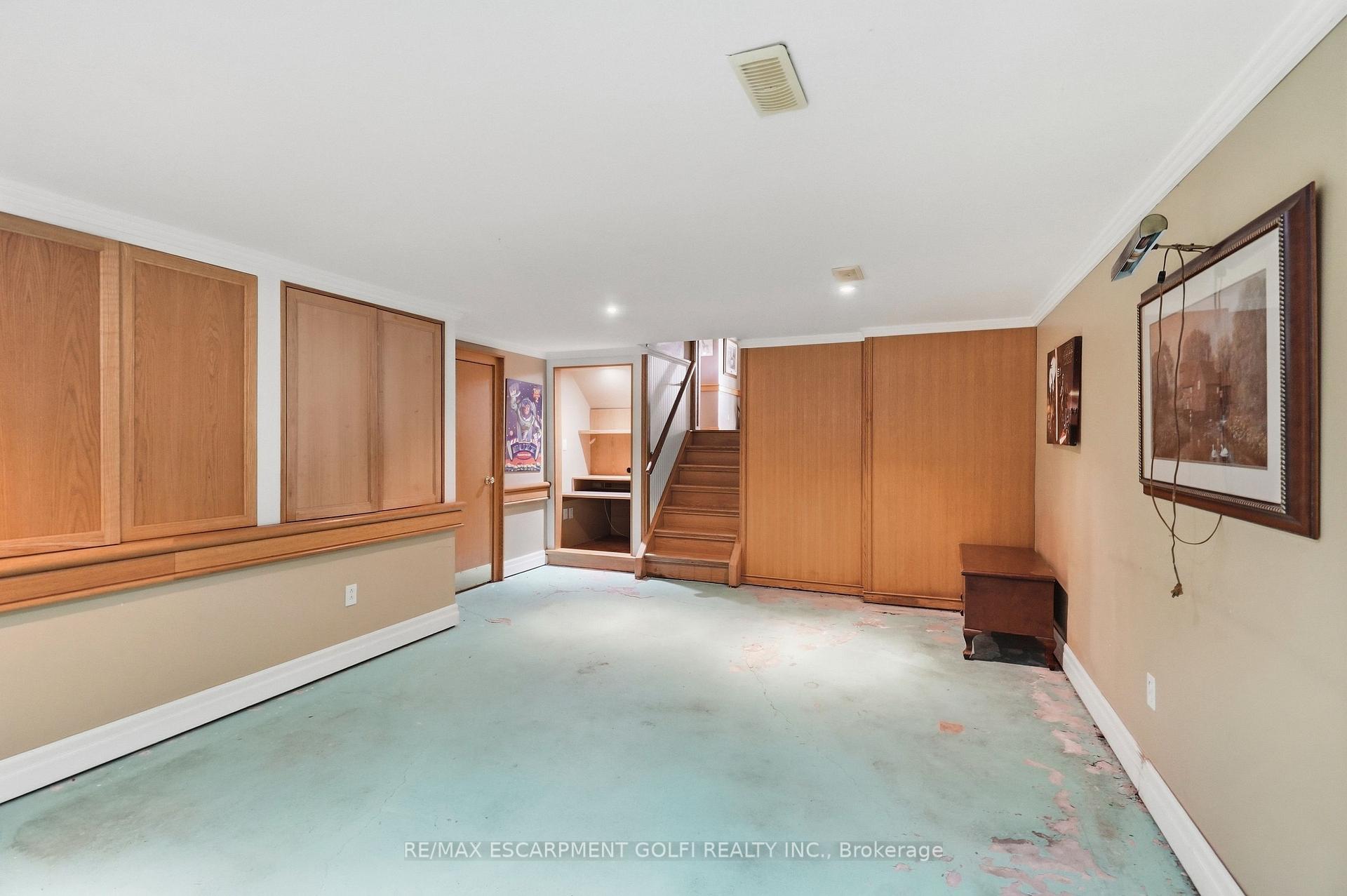 Photo 19 of 106 Victor Boulevard, Hamilton, Greeningdon — HOMEH