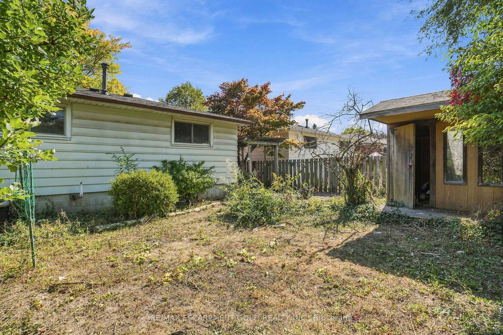 Photo 22 of 106 Victor Boulevard, Hamilton, Greeningdon — HOMEH