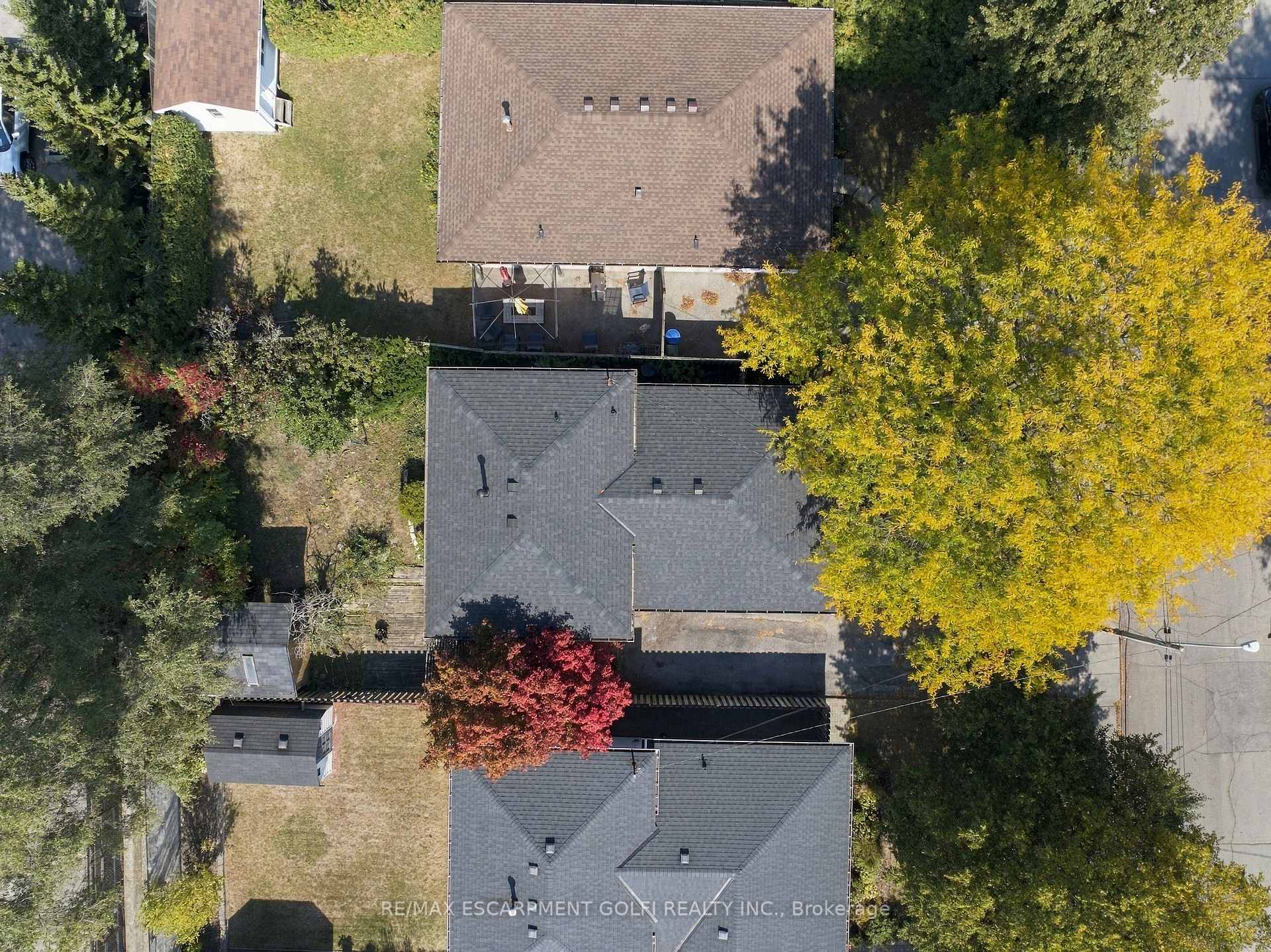 Photo 24 of 106 Victor Boulevard, Hamilton, Greeningdon — HOMEH