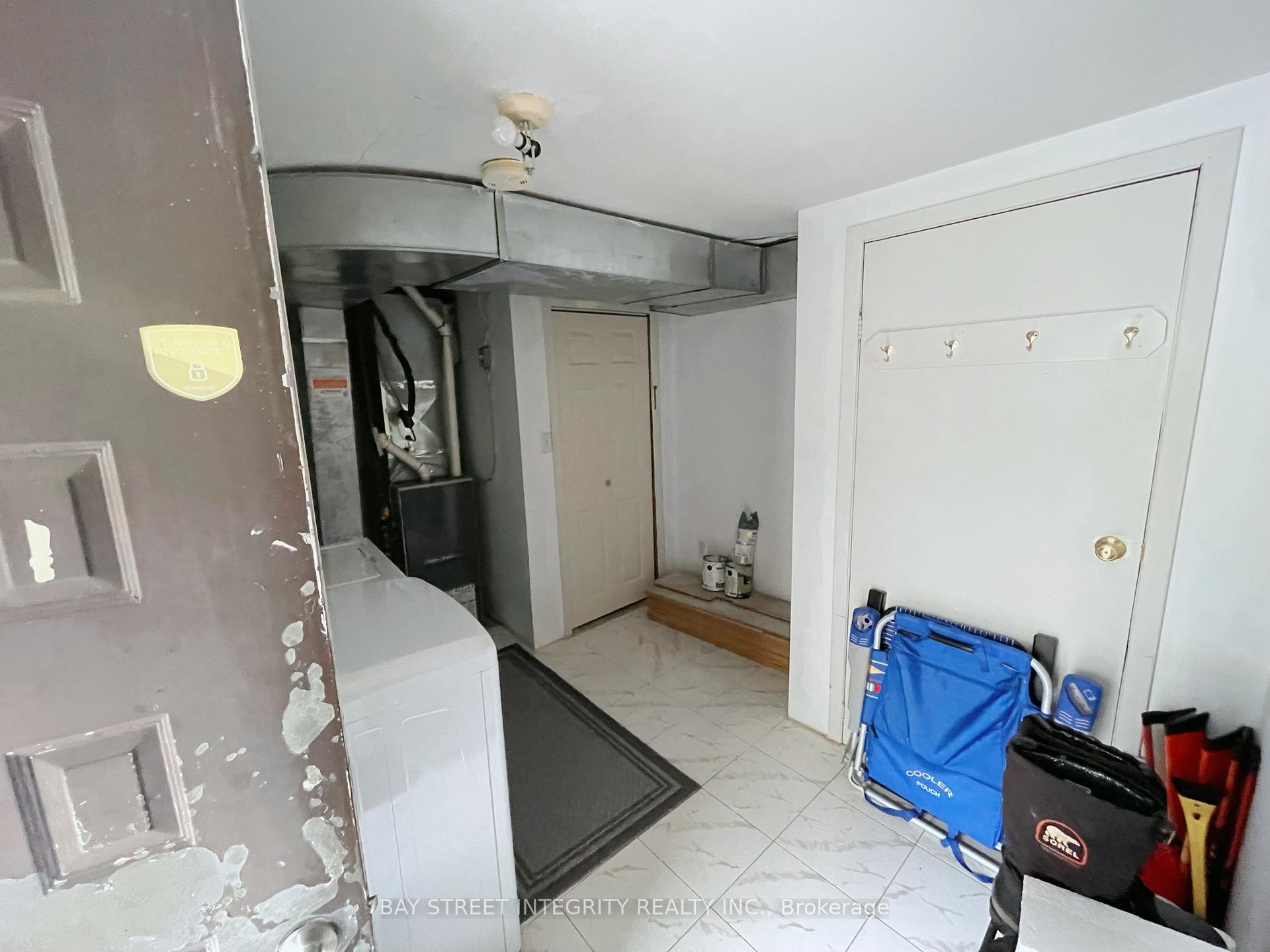 Photo 9 of Unit Main floor, 320 Miami Drive, Georgina, Keswick South — HOMEH