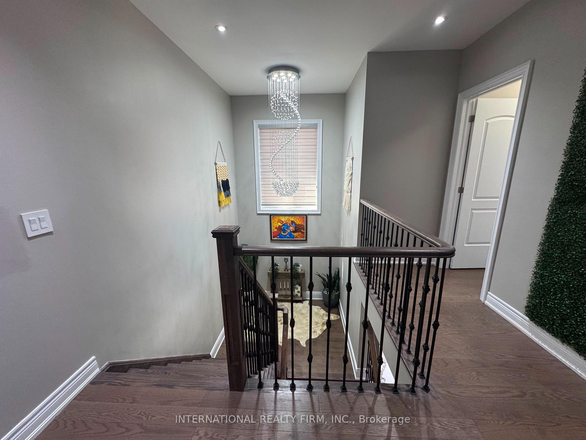 Photo 10 of 45 Daisy Meadow Crescent, Caledon, Caledon East — HOMEH