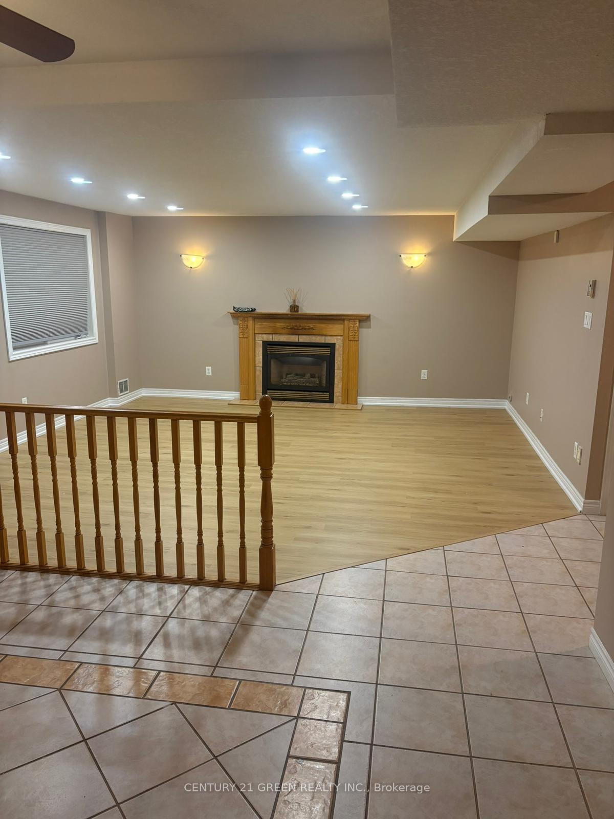 Photo 2 of Unit LOWER, 17 Jean Anderson Crescent, Guelph, Clairfields/Hanlon Business Park — HOMEH