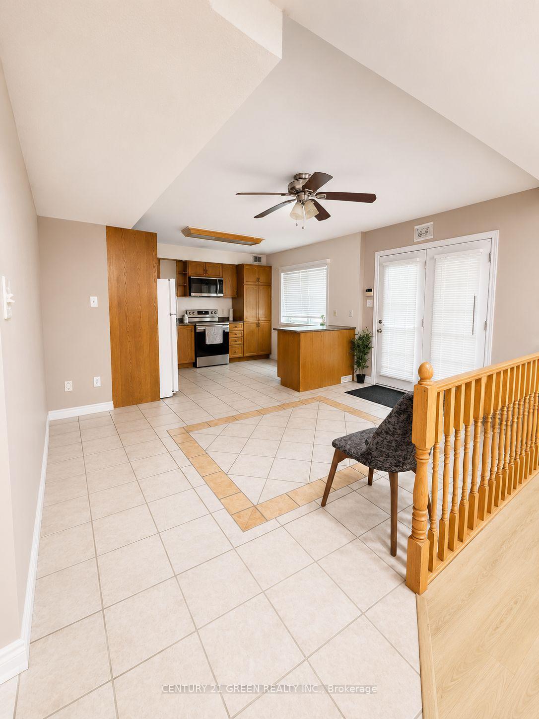 Photo 12 of Unit LOWER, 17 Jean Anderson Crescent, Guelph, Clairfields/Hanlon Business Park — HOMEH