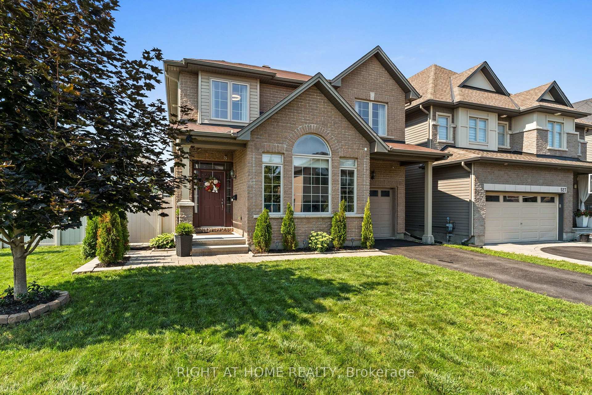 Photo 1 of 525 Peerless Street, Ottawa, Barrhaven - Cedargrove/Fraserdale — HOMEH