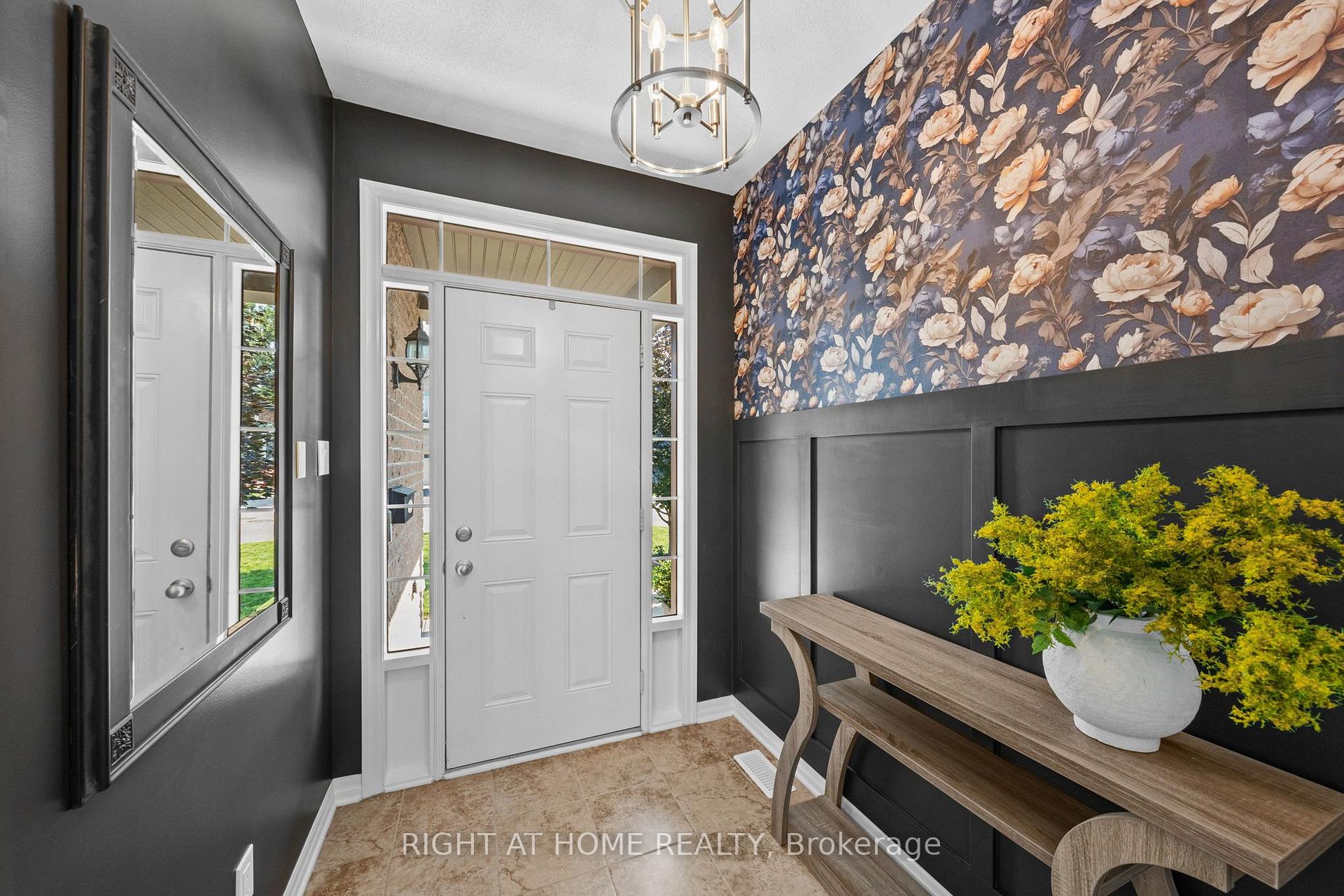 Photo 4 of 525 Peerless Street, Ottawa, Barrhaven - Cedargrove/Fraserdale — HOMEH