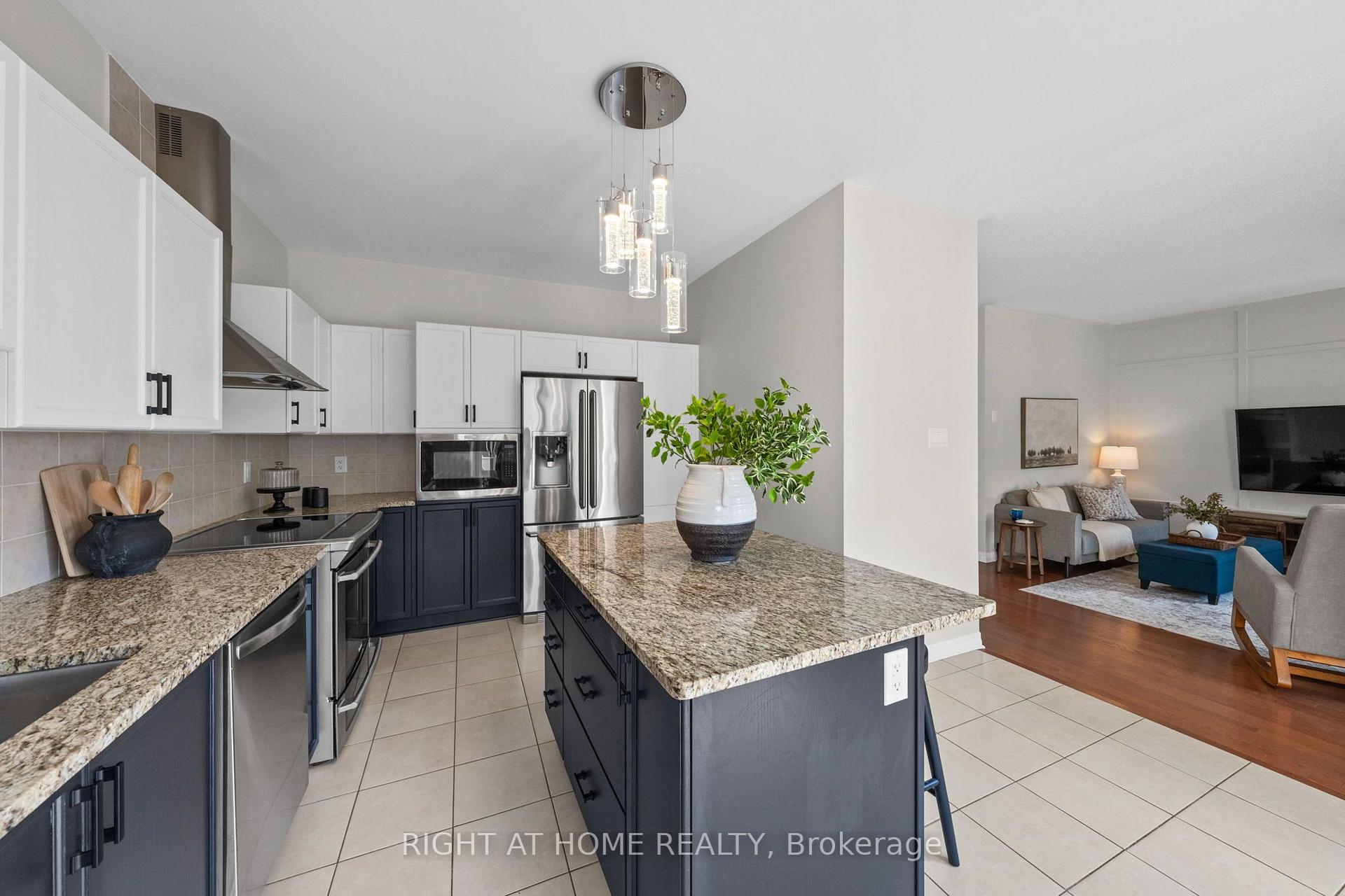 Photo 15 of 525 Peerless Street, Ottawa, Barrhaven - Cedargrove/Fraserdale — HOMEH