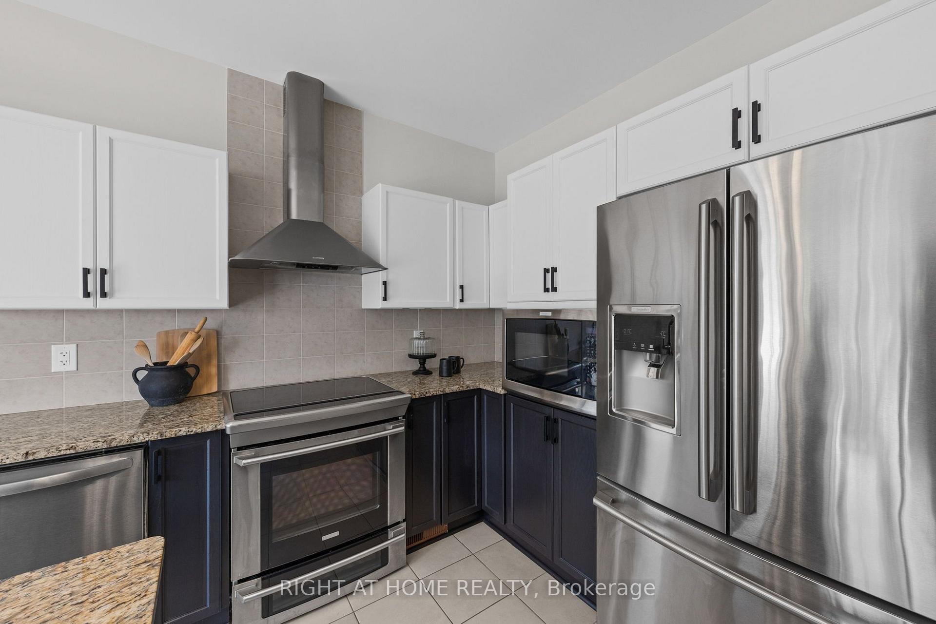 Photo 17 of 525 Peerless Street, Ottawa, Barrhaven - Cedargrove/Fraserdale — HOMEH