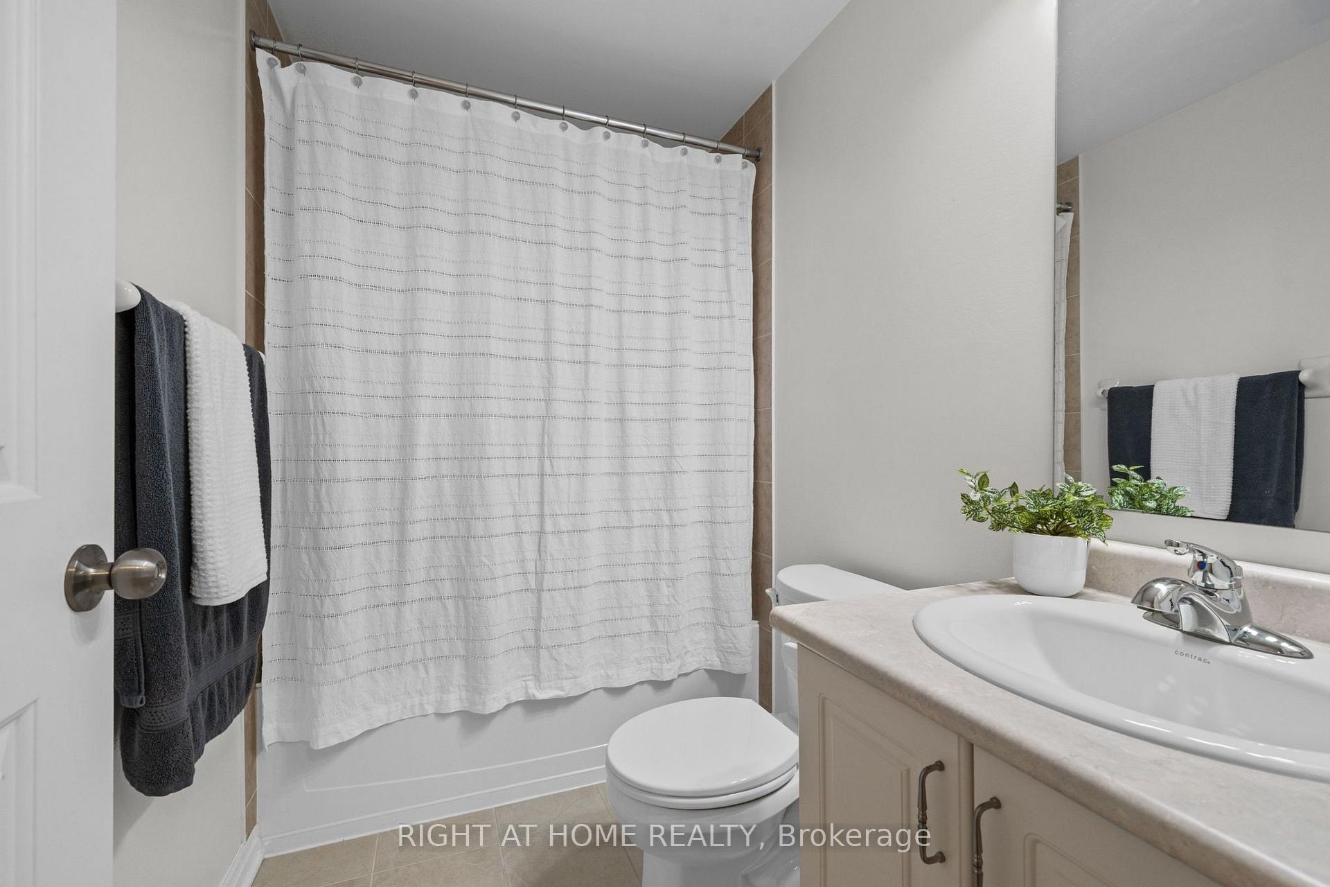 Photo 36 of 525 Peerless Street, Ottawa, Barrhaven - Cedargrove/Fraserdale — HOMEH