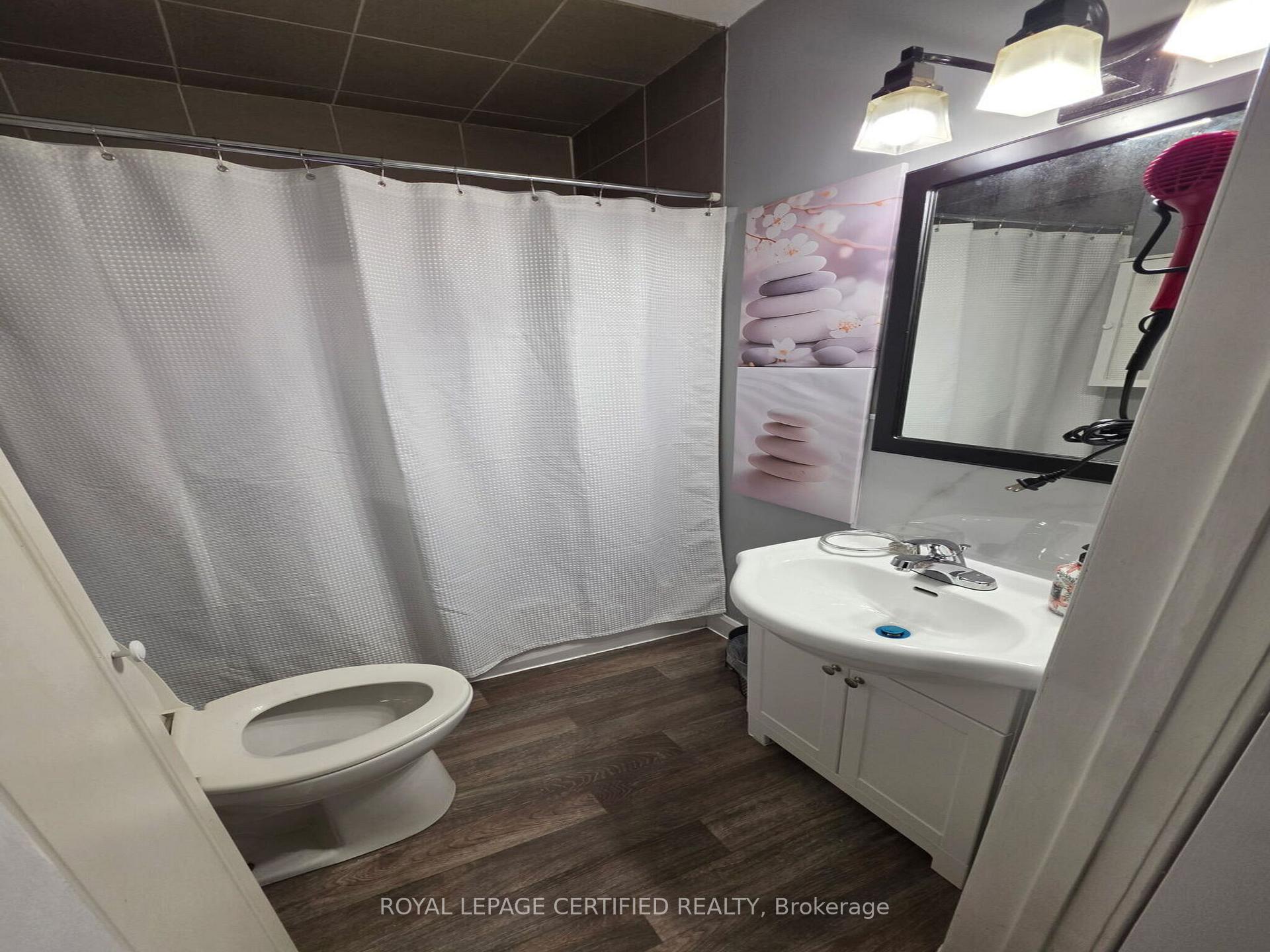 Photo 3 of 1184 Janette Avenue, Windsor, Downtown Windsor — HOMEH