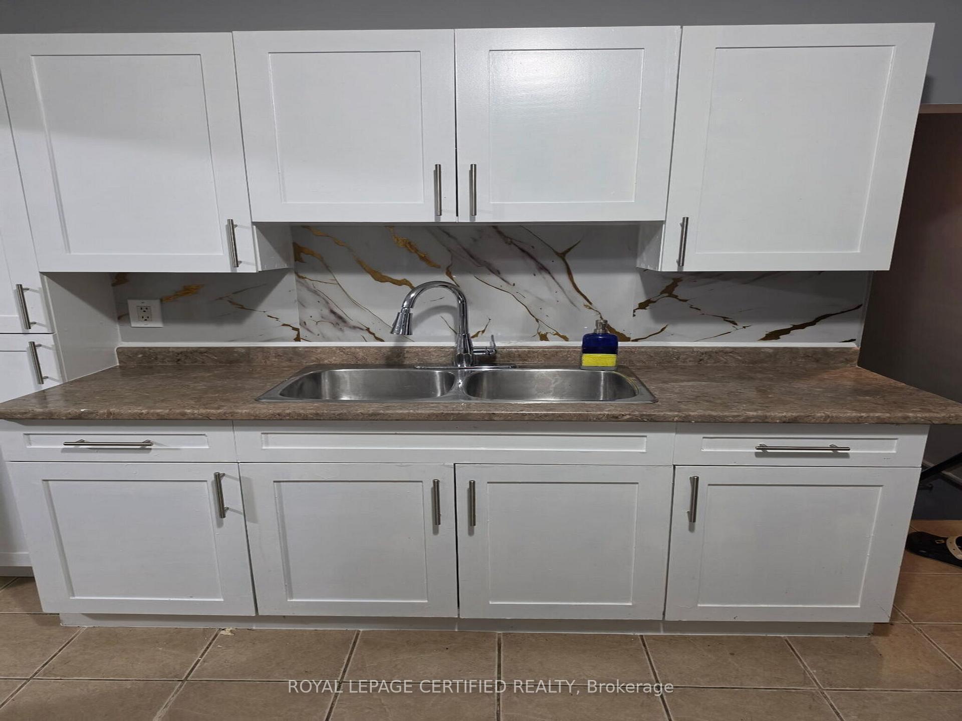 Photo 10 of 1184 Janette Avenue, Windsor, Downtown Windsor — HOMEH