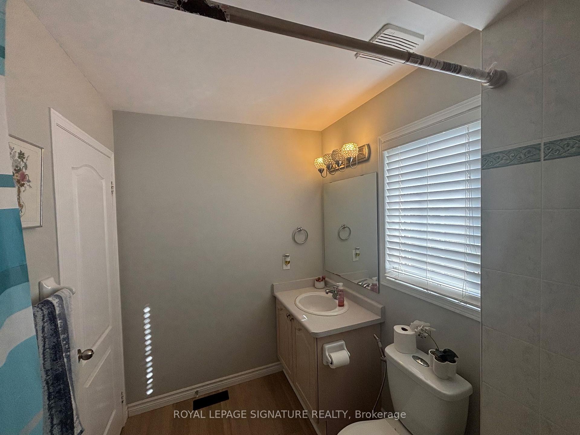 Photo 3 of 2112 Glenhampton Road, Oakville, Westmount — HOMEH