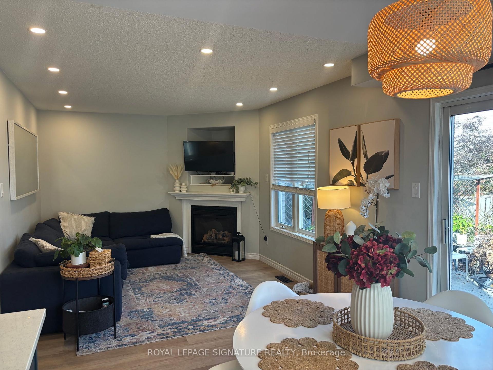 Photo 13 of 2112 Glenhampton Road, Oakville, Westmount — HOMEH