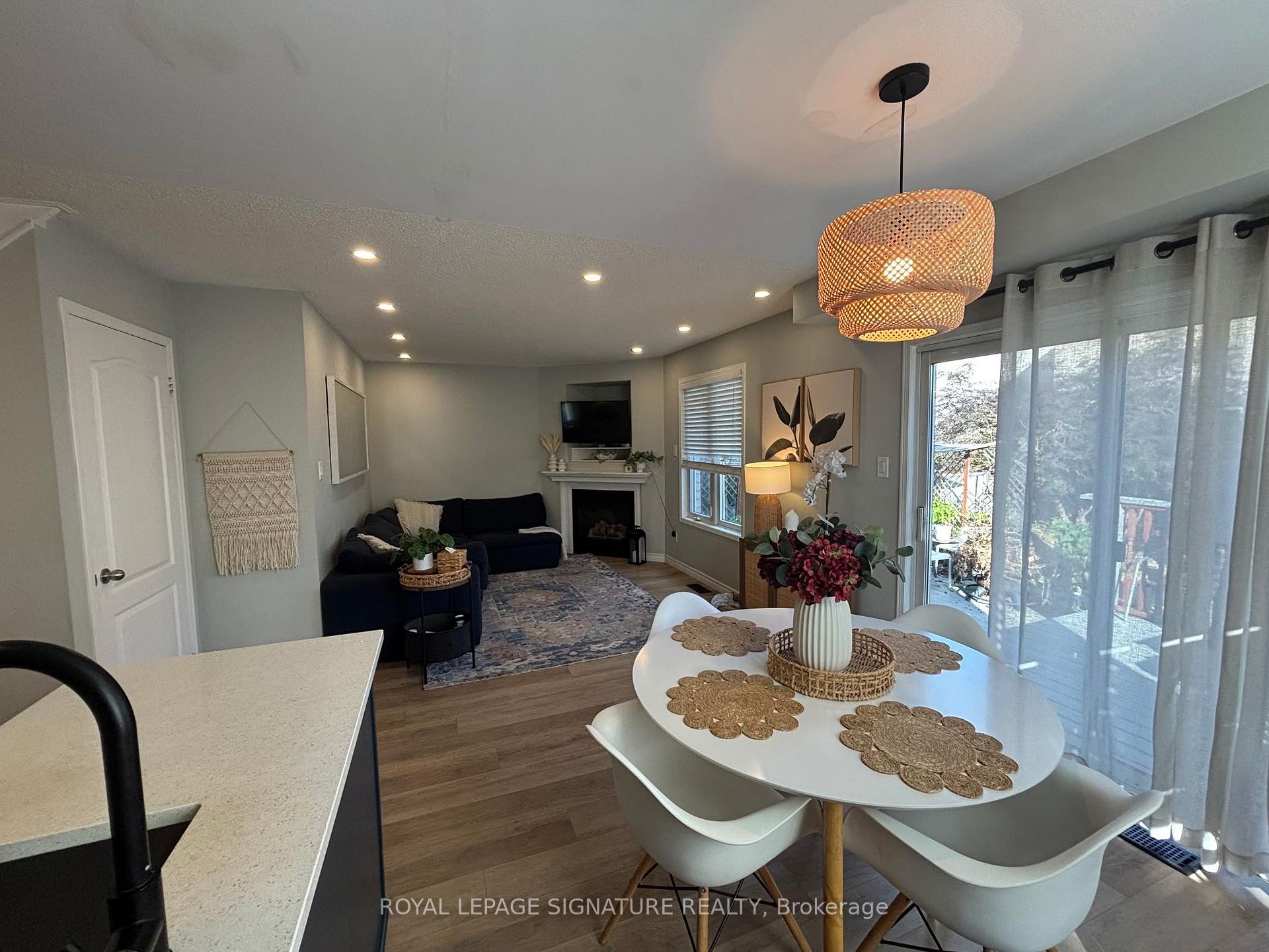 Photo 14 of 2112 Glenhampton Road, Oakville, Westmount — HOMEH