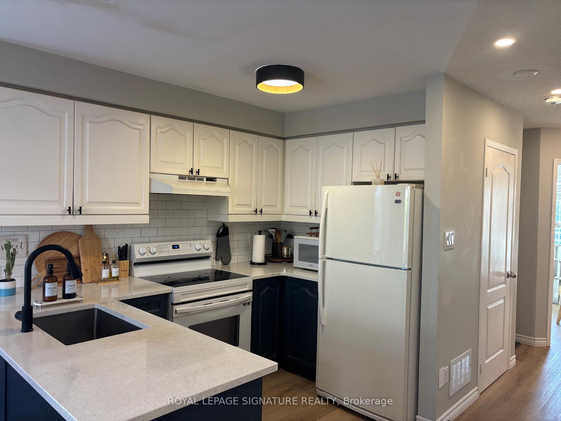 Photo 16 of 2112 Glenhampton Road, Oakville, Westmount — HOMEH