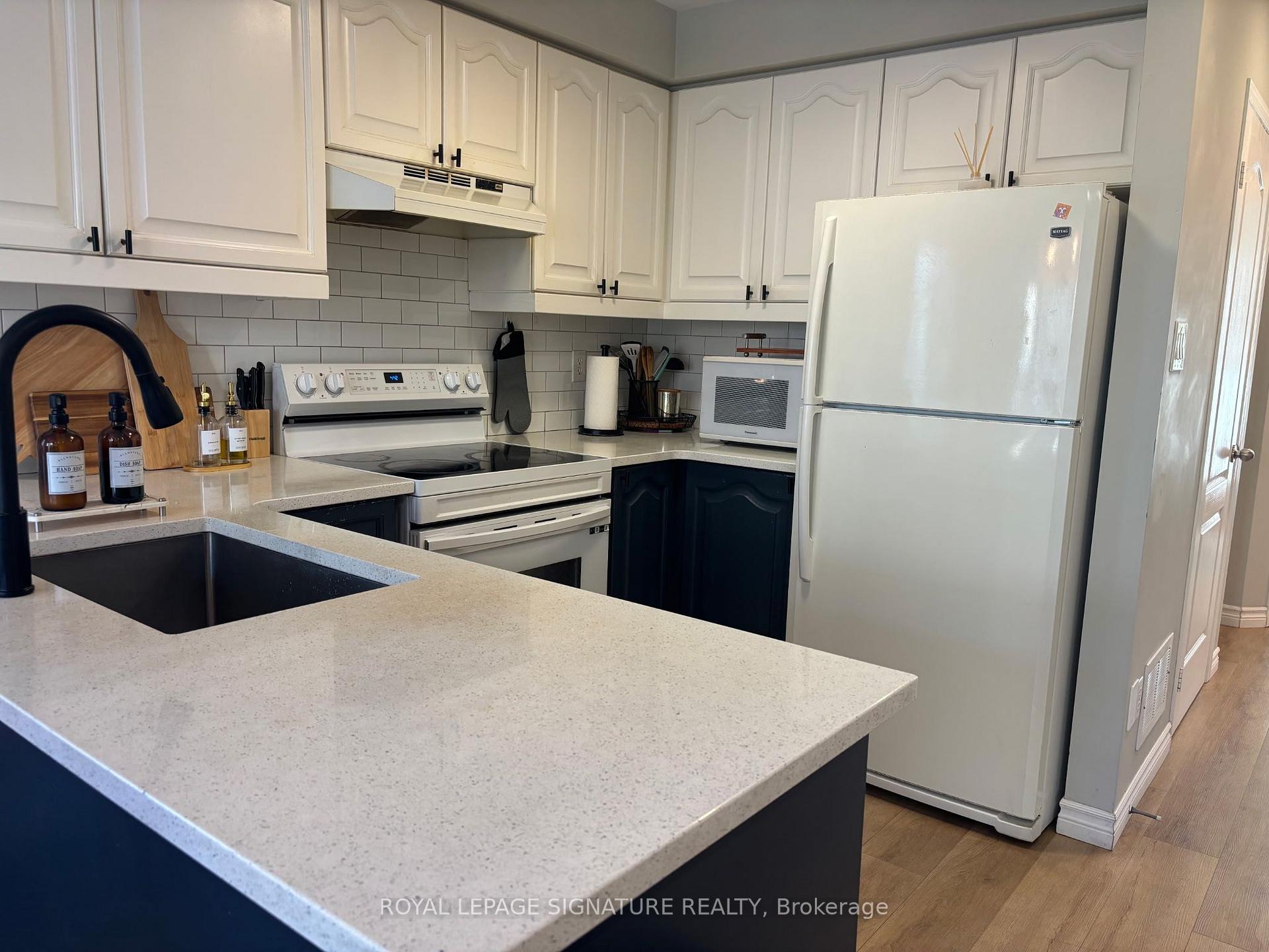 Photo 17 of 2112 Glenhampton Road, Oakville, Westmount — HOMEH