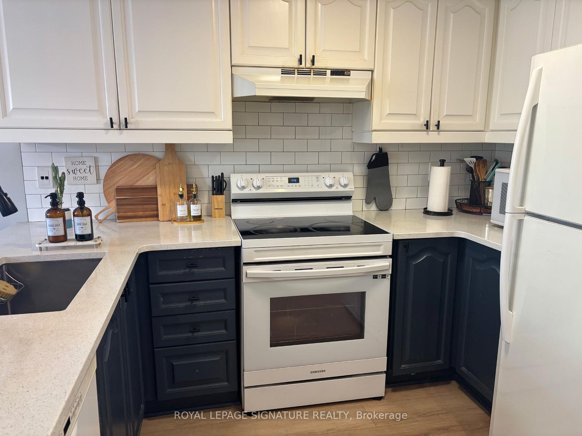 Photo 18 of 2112 Glenhampton Road, Oakville, Westmount — HOMEH