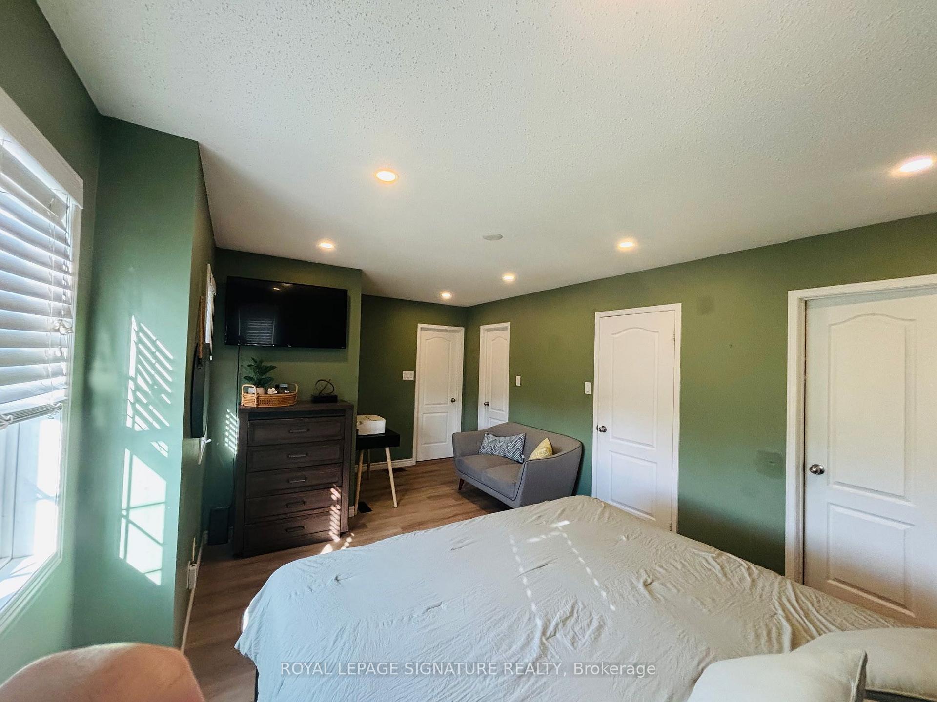 Photo 35 of 2112 Glenhampton Road, Oakville, Westmount — HOMEH