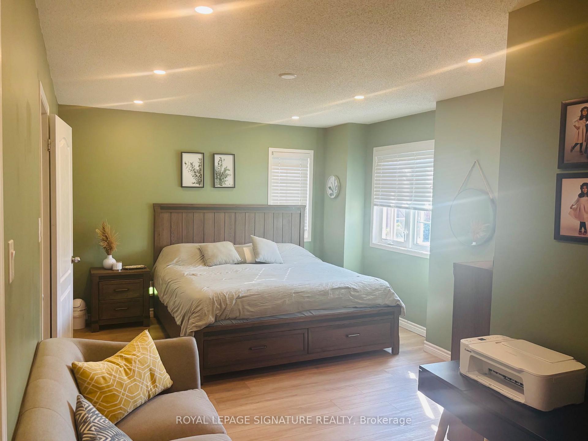 Photo 45 of 2112 Glenhampton Road, Oakville, Westmount — HOMEH