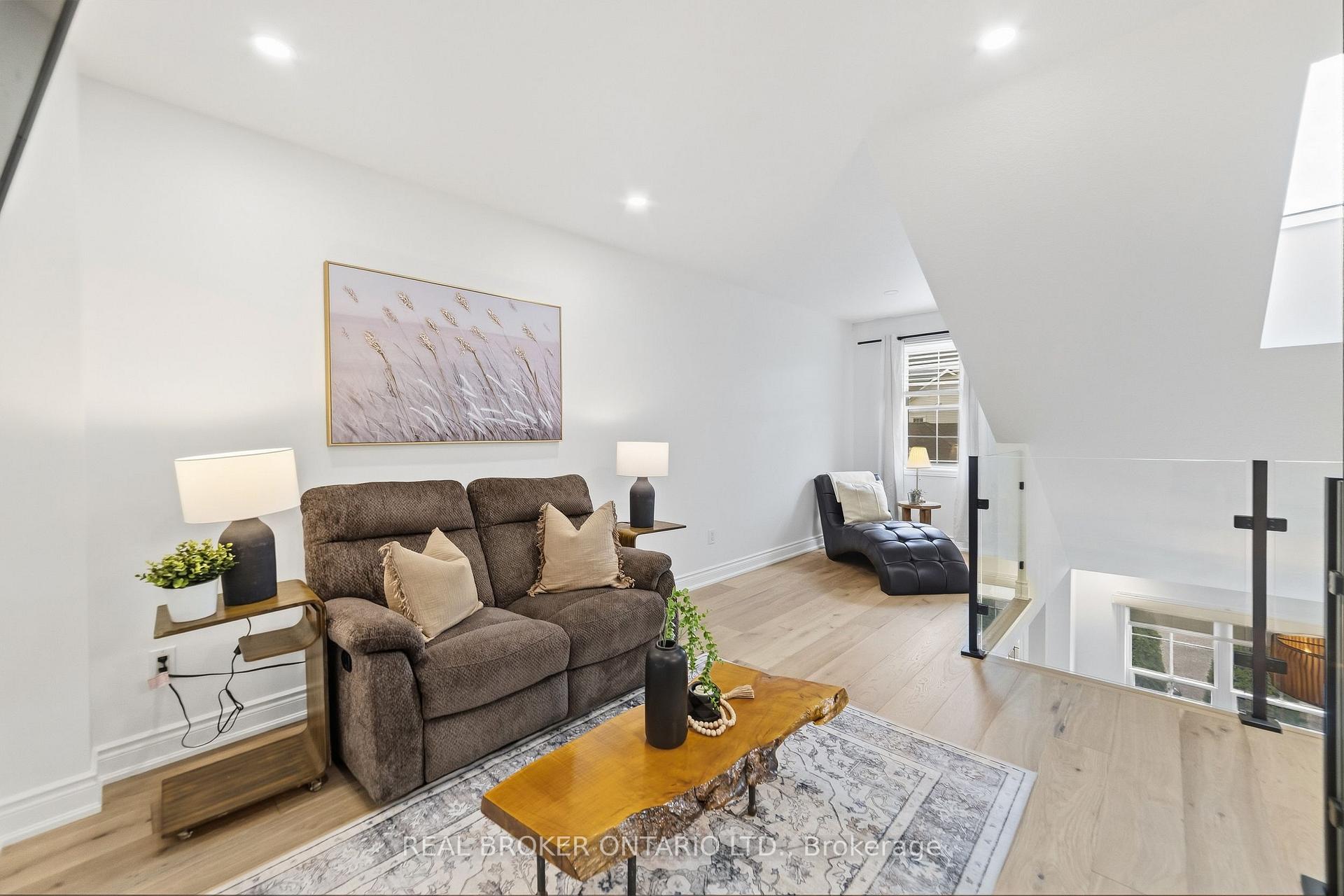 Photo 12 of Unit 5, 1085 Harrogate Drive, Hamilton, Meadowlands — HOMEH