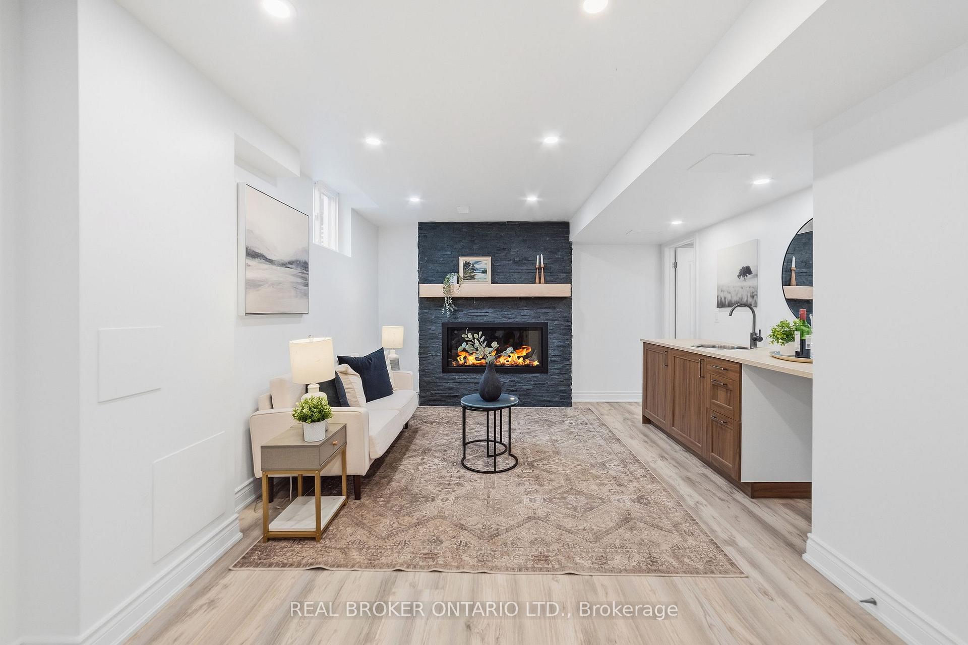 Photo 16 of Unit 5, 1085 Harrogate Drive, Hamilton, Meadowlands — HOMEH