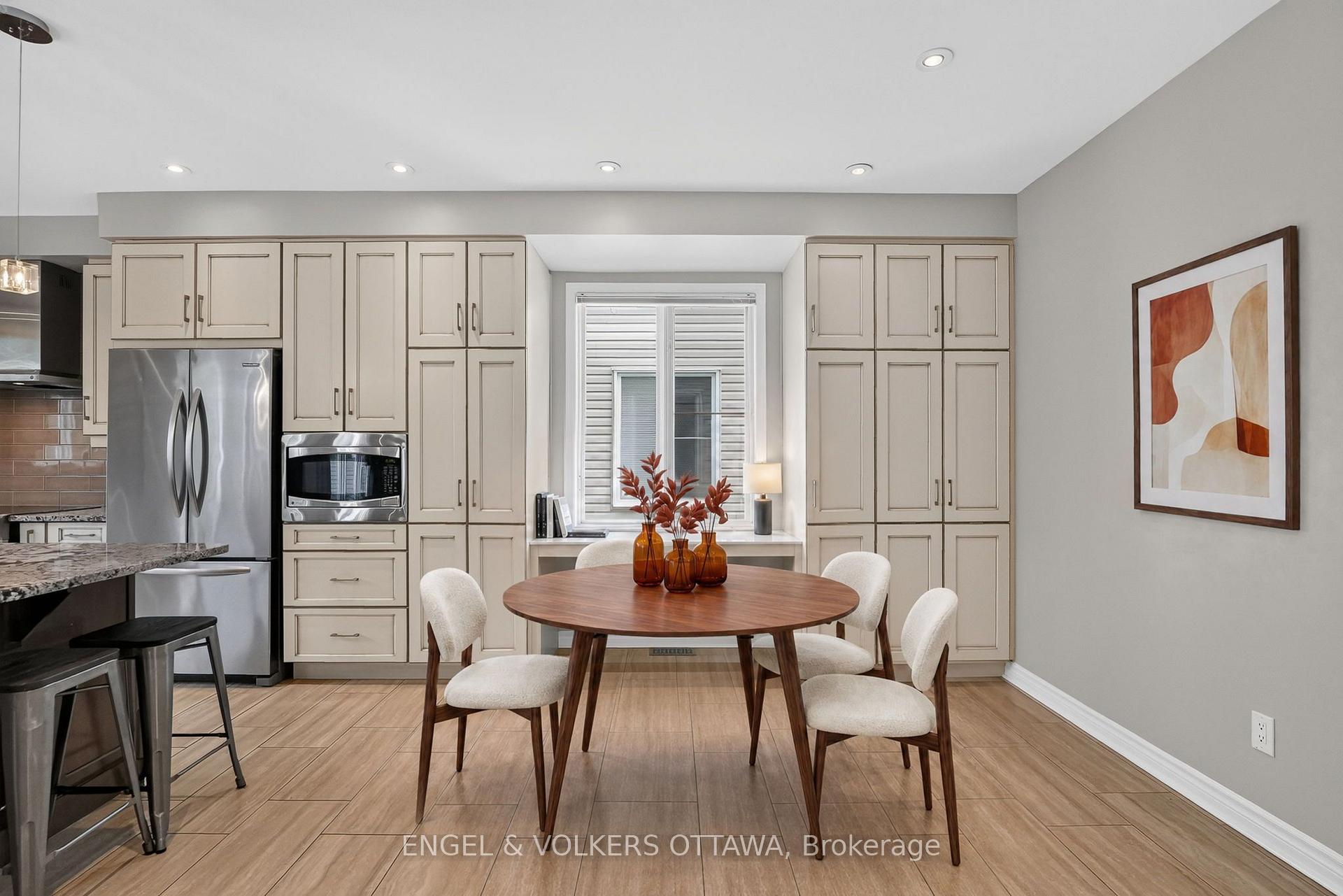 Photo 17 of 3759 Twin Falls Place, Ottawa, Riverside South/Gloucester Glen — HOMEH