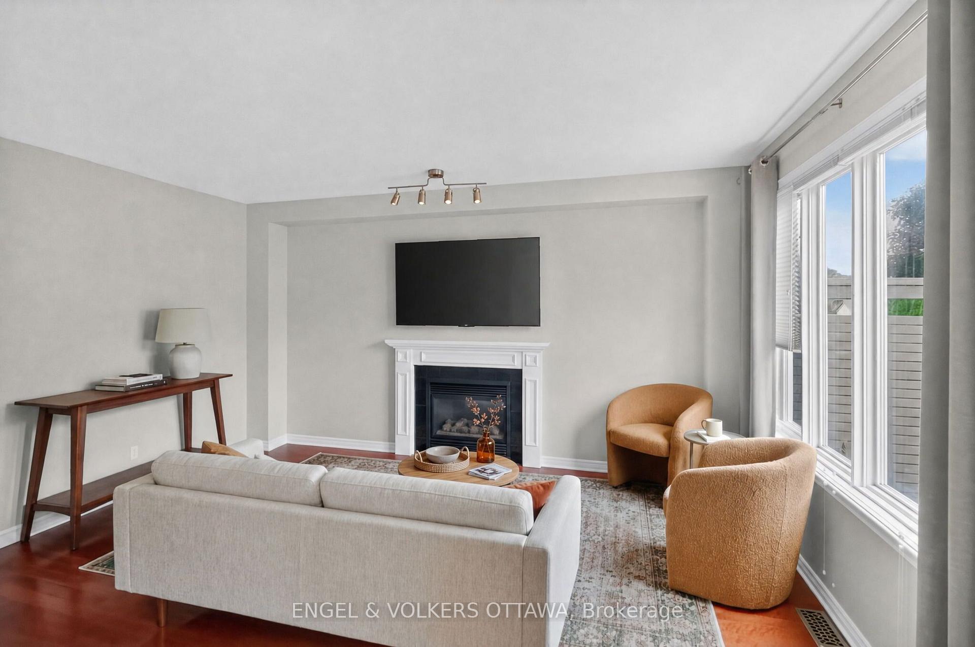Photo 18 of 3759 Twin Falls Place, Ottawa, Riverside South/Gloucester Glen — HOMEH