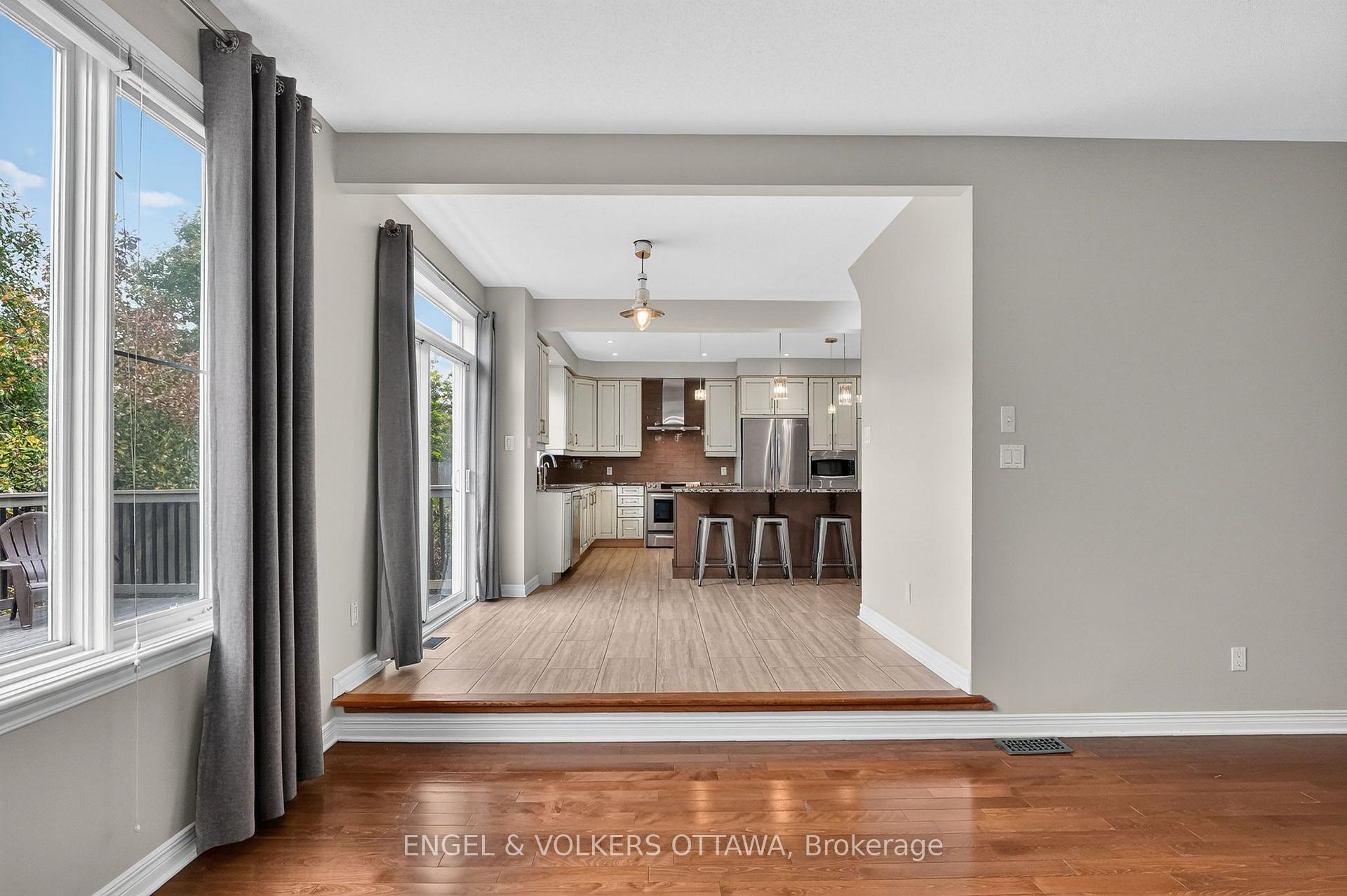 Photo 19 of 3759 Twin Falls Place, Ottawa, Riverside South/Gloucester Glen — HOMEH