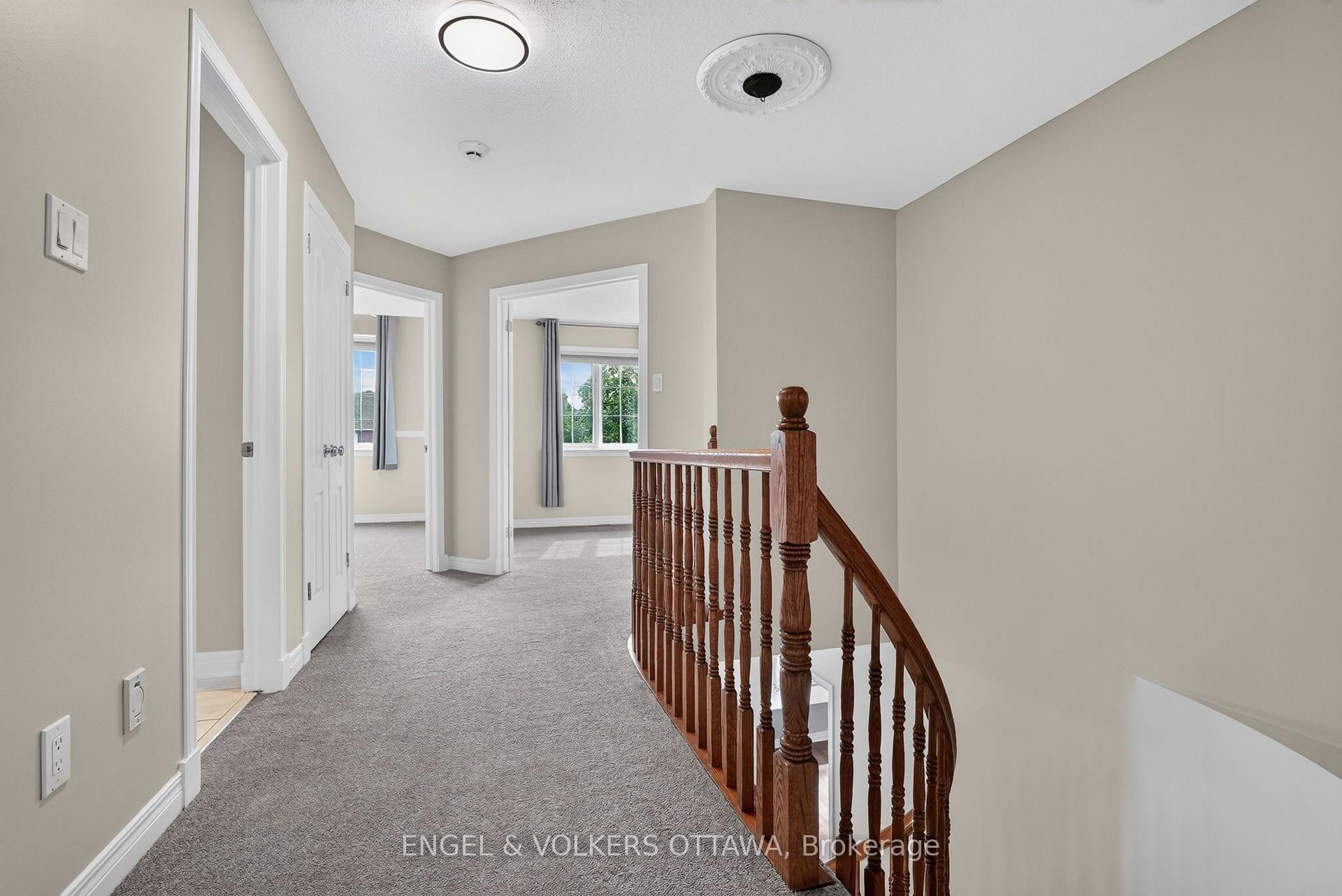 Photo 22 of 3759 Twin Falls Place, Ottawa, Riverside South/Gloucester Glen — HOMEH