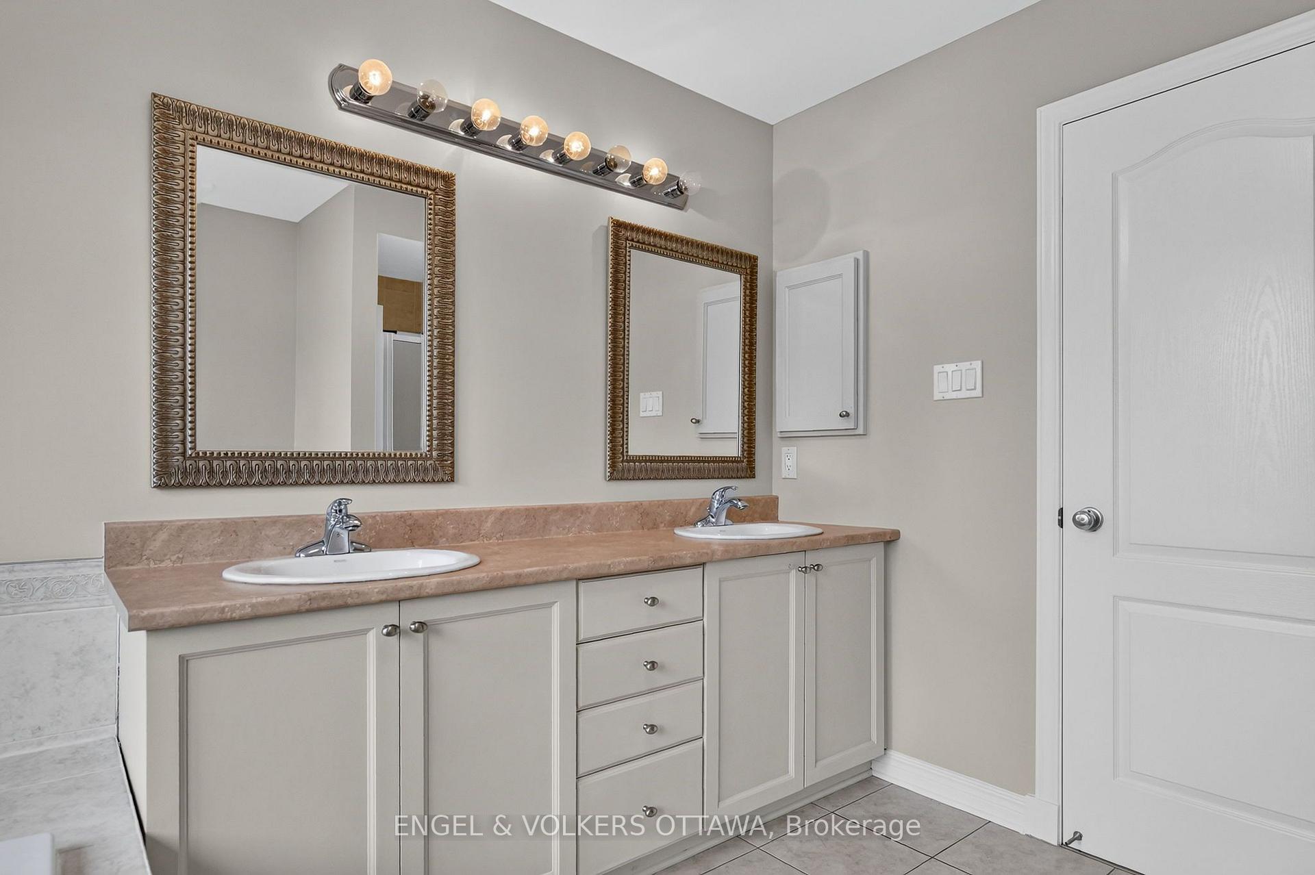Photo 27 of 3759 Twin Falls Place, Ottawa, Riverside South/Gloucester Glen — HOMEH