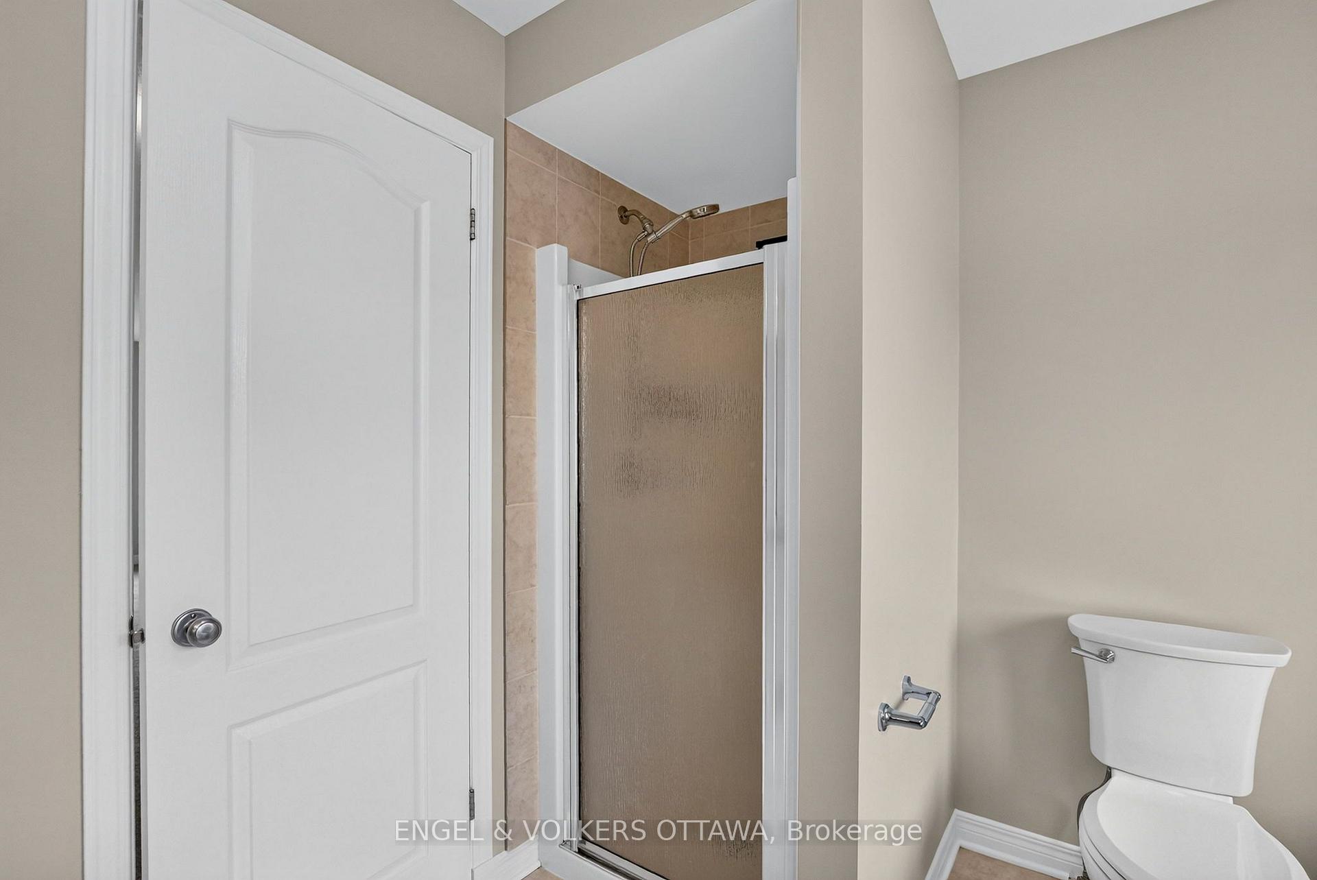 Photo 28 of 3759 Twin Falls Place, Ottawa, Riverside South/Gloucester Glen — HOMEH