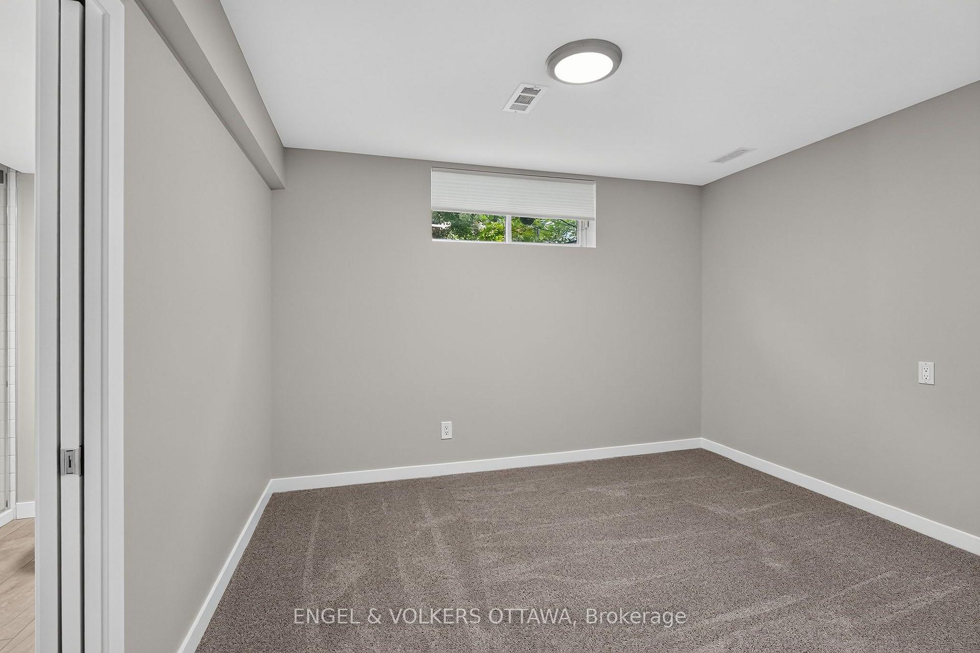 Photo 37 of 3759 Twin Falls Place, Ottawa, Riverside South/Gloucester Glen — HOMEH