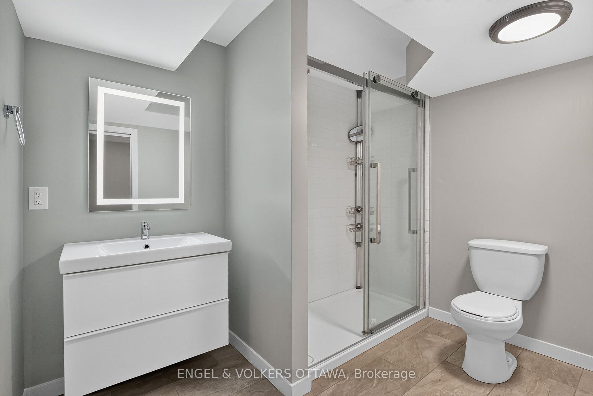 Photo 39 of 3759 Twin Falls Place, Ottawa, Riverside South/Gloucester Glen — HOMEH
