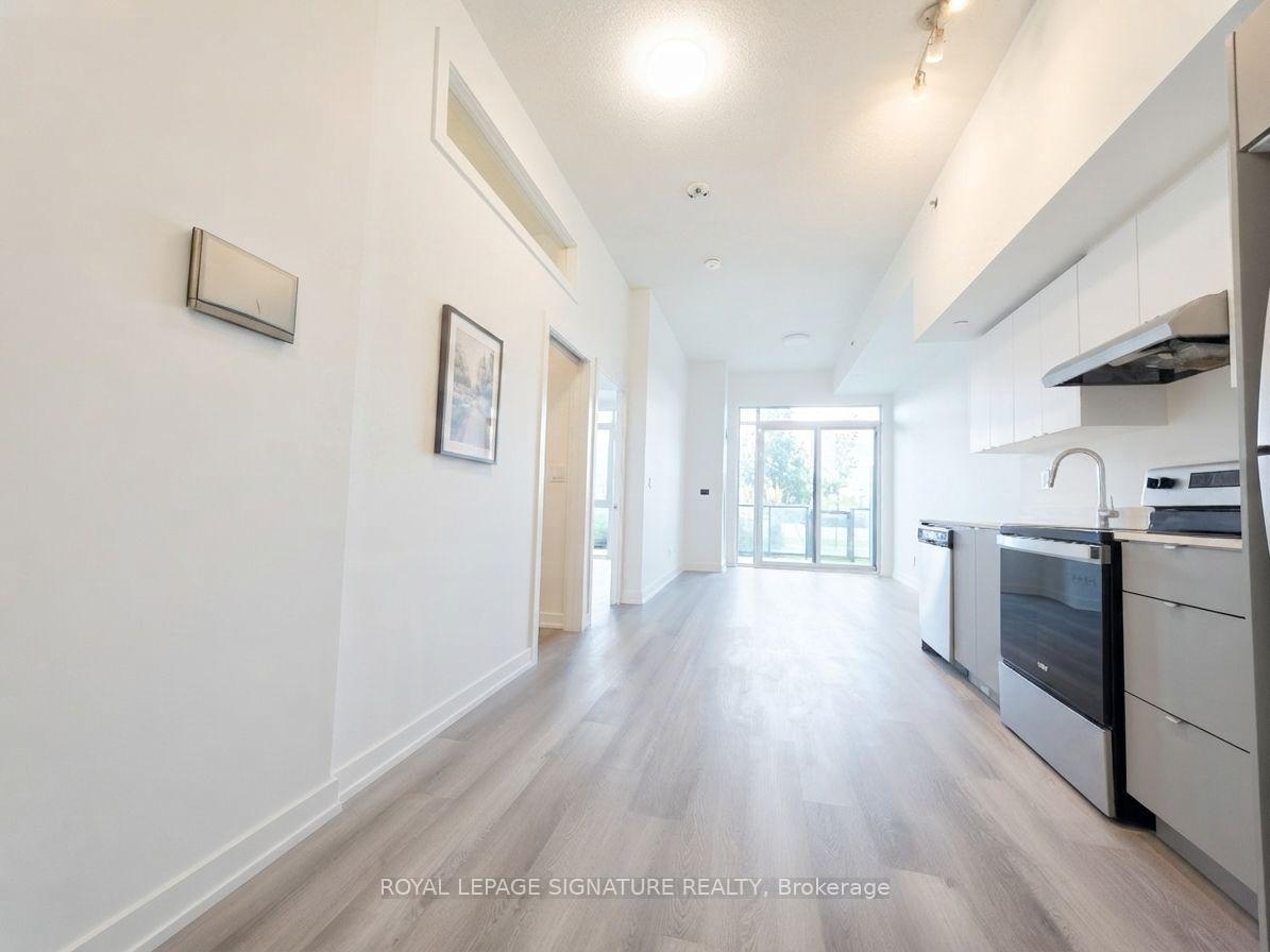 Photo 9 of Unit 104B, 3200 Dakota Common, Burlington, Alton — HOMEH