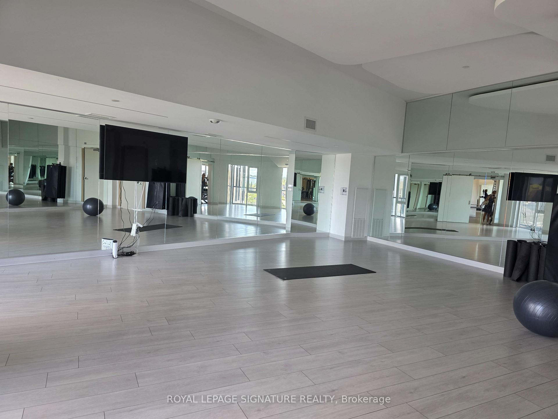 Photo 21 of Unit 104B, 3200 Dakota Common, Burlington, Alton — HOMEH