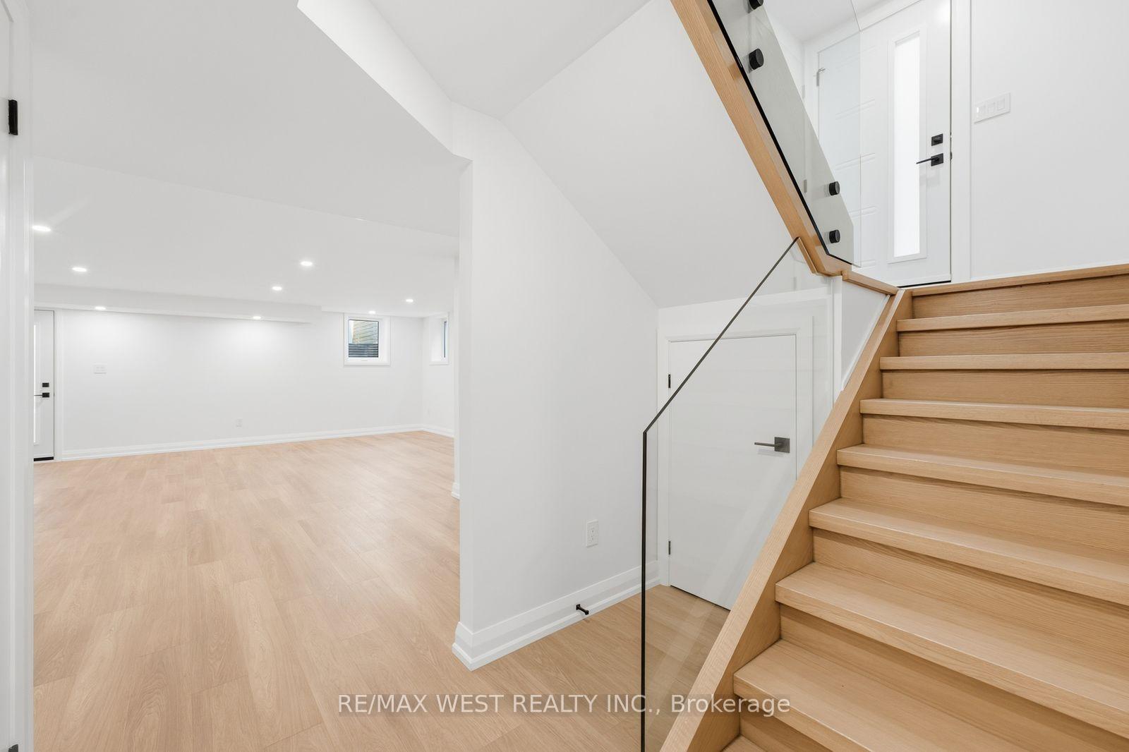 Photo 37 of 77 Alameda Avenue, Toronto, Oakwood Village — HOMEH