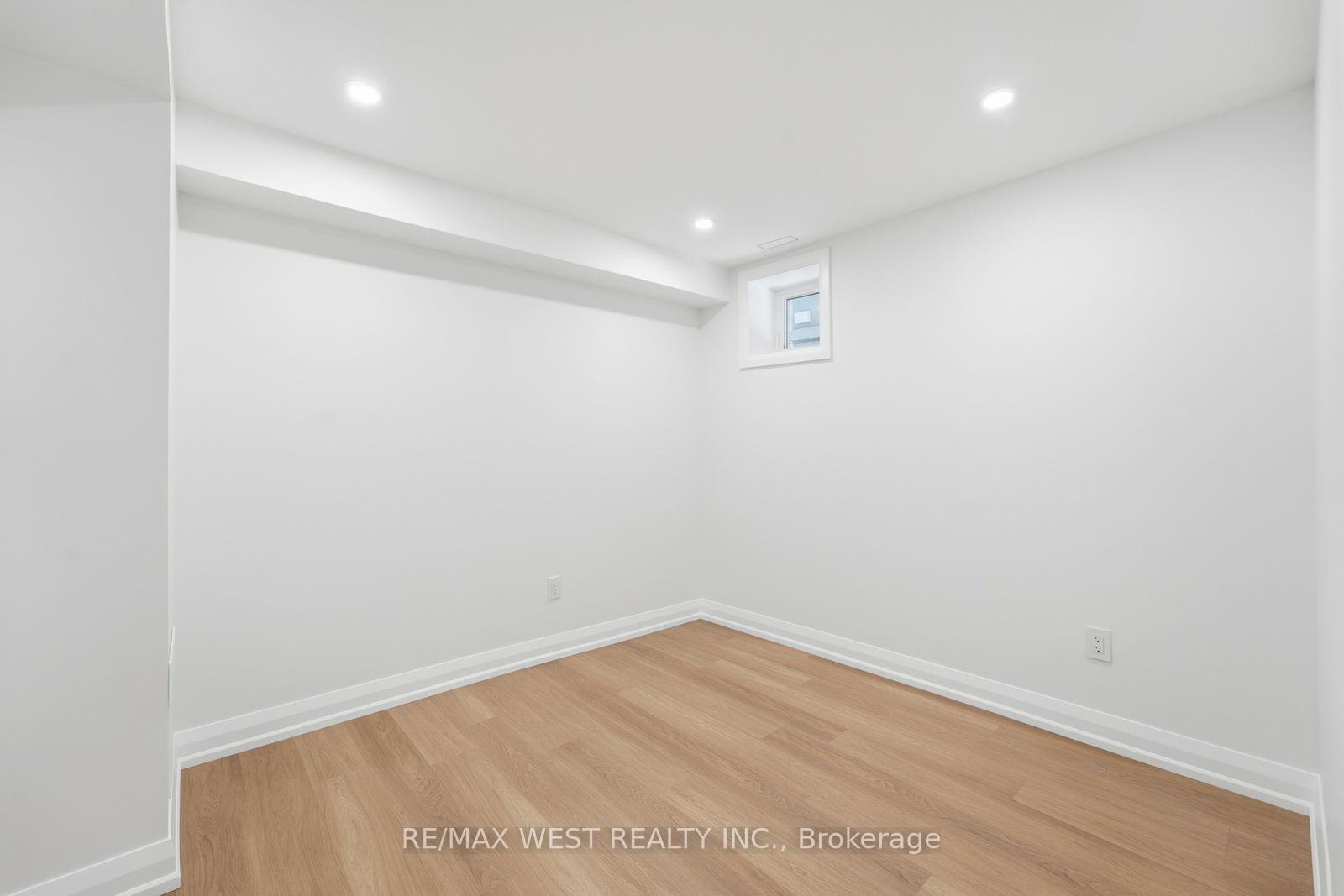 Photo 39 of 77 Alameda Avenue, Toronto, Oakwood Village — HOMEH