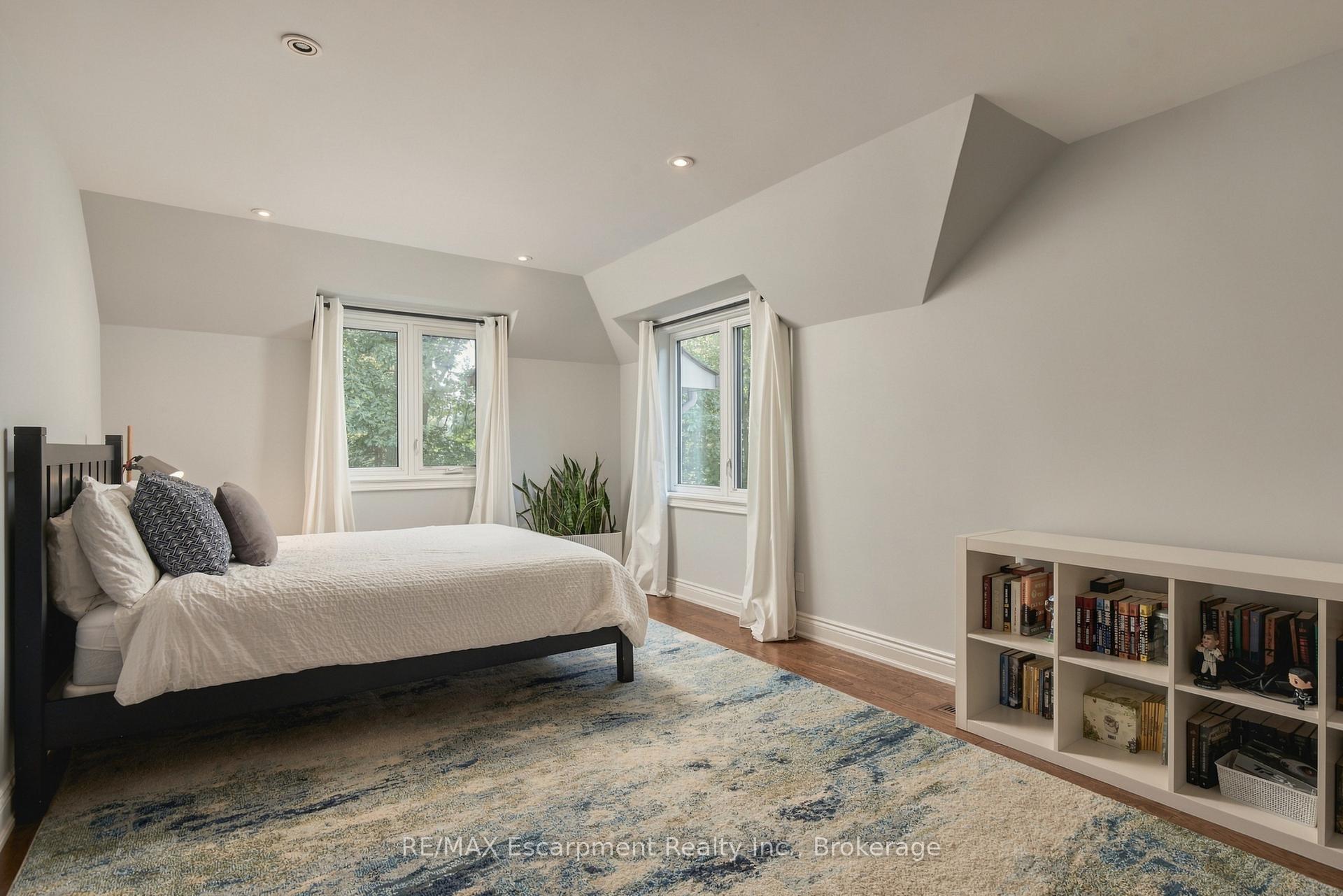 Photo 64 of 1530 Chasehurst Drive, Mississauga, Lorne Park — HOMEH