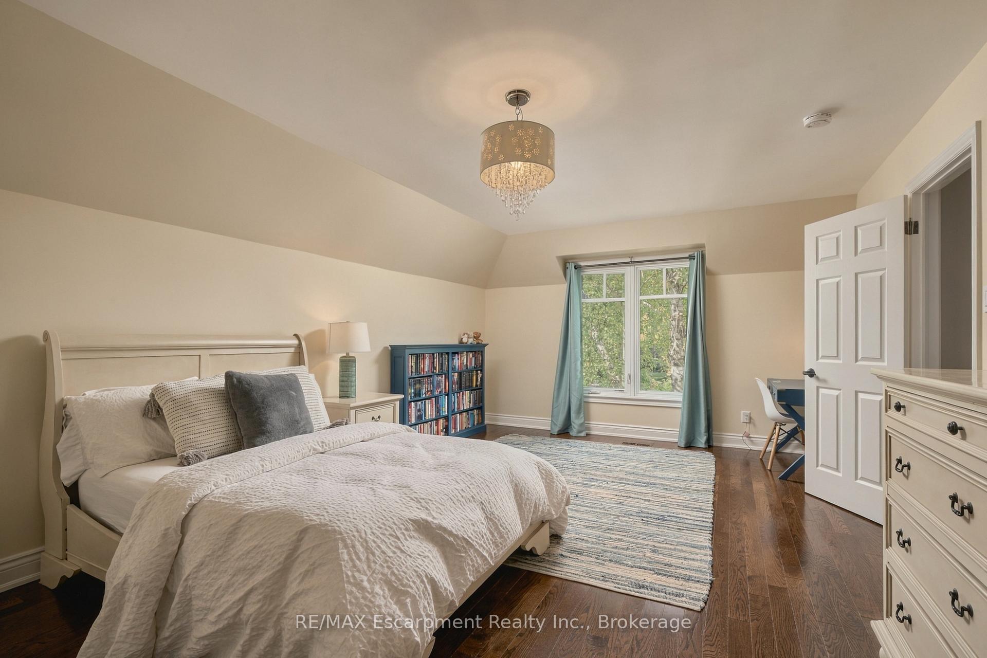 Photo 72 of 1530 Chasehurst Drive, Mississauga, Lorne Park — HOMEH