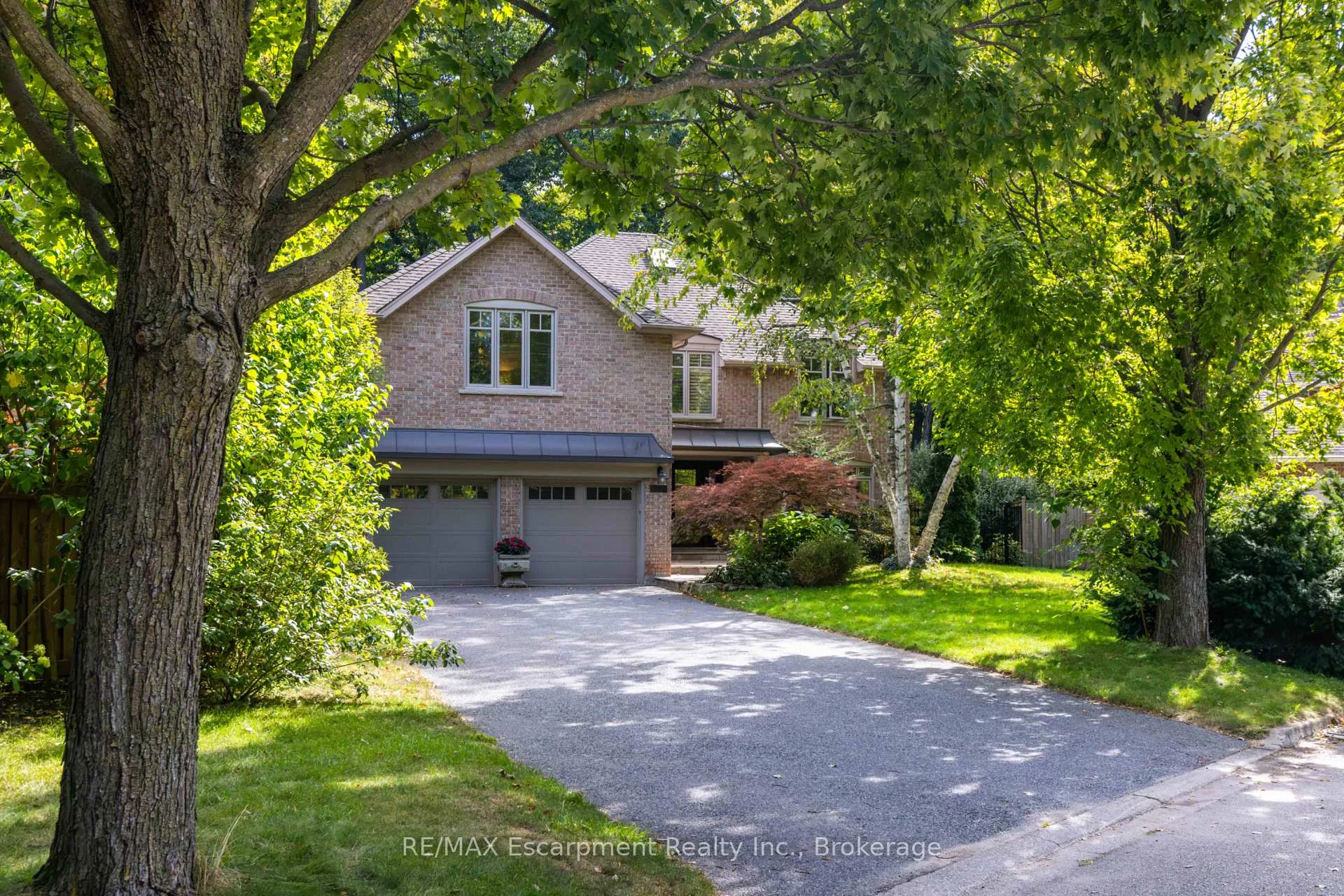 Photo 2 of 1530 Chasehurst Drive, Mississauga, Lorne Park — HOMEH
