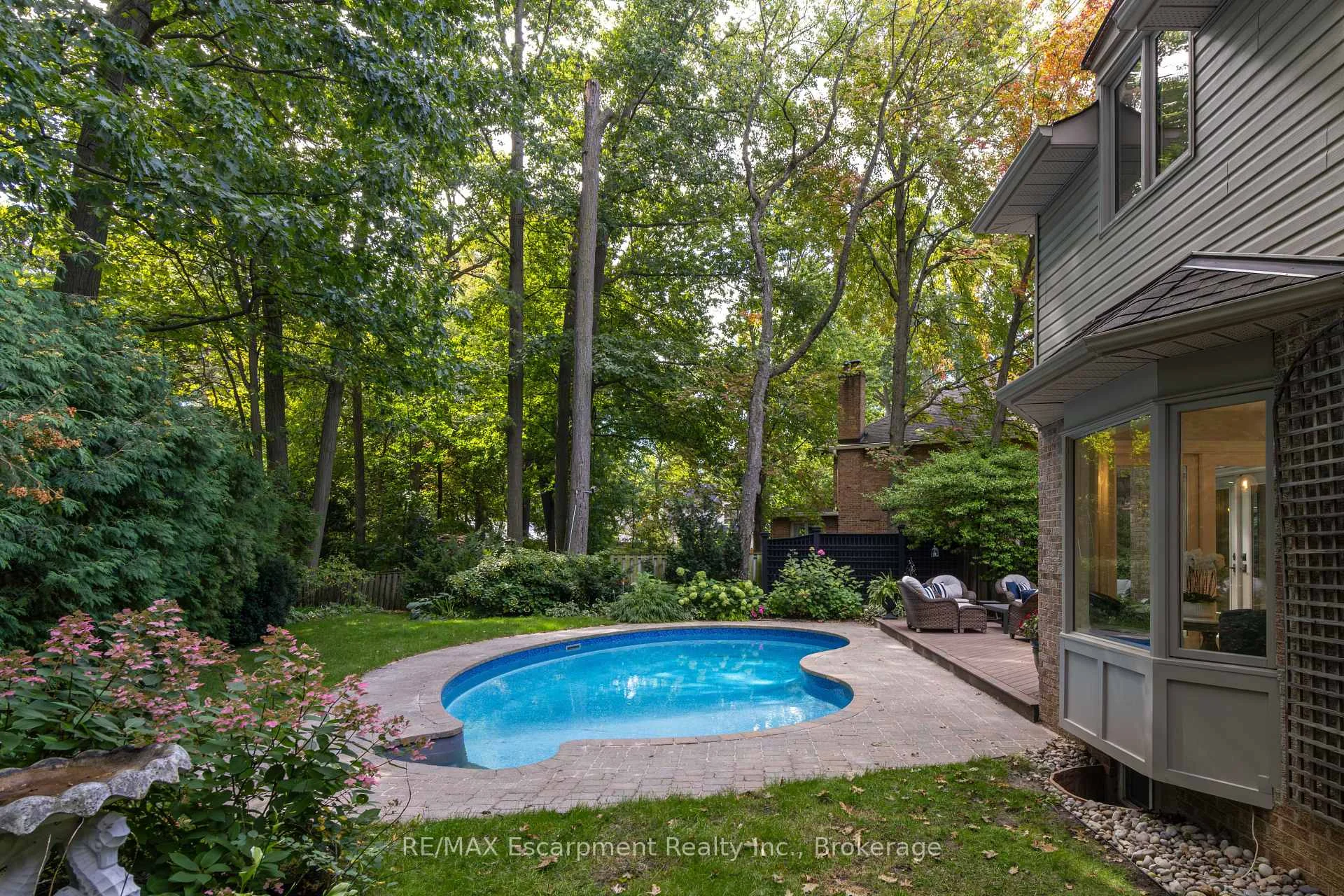 Photo 15 of 1530 Chasehurst Drive, Mississauga, Lorne Park — HOMEH