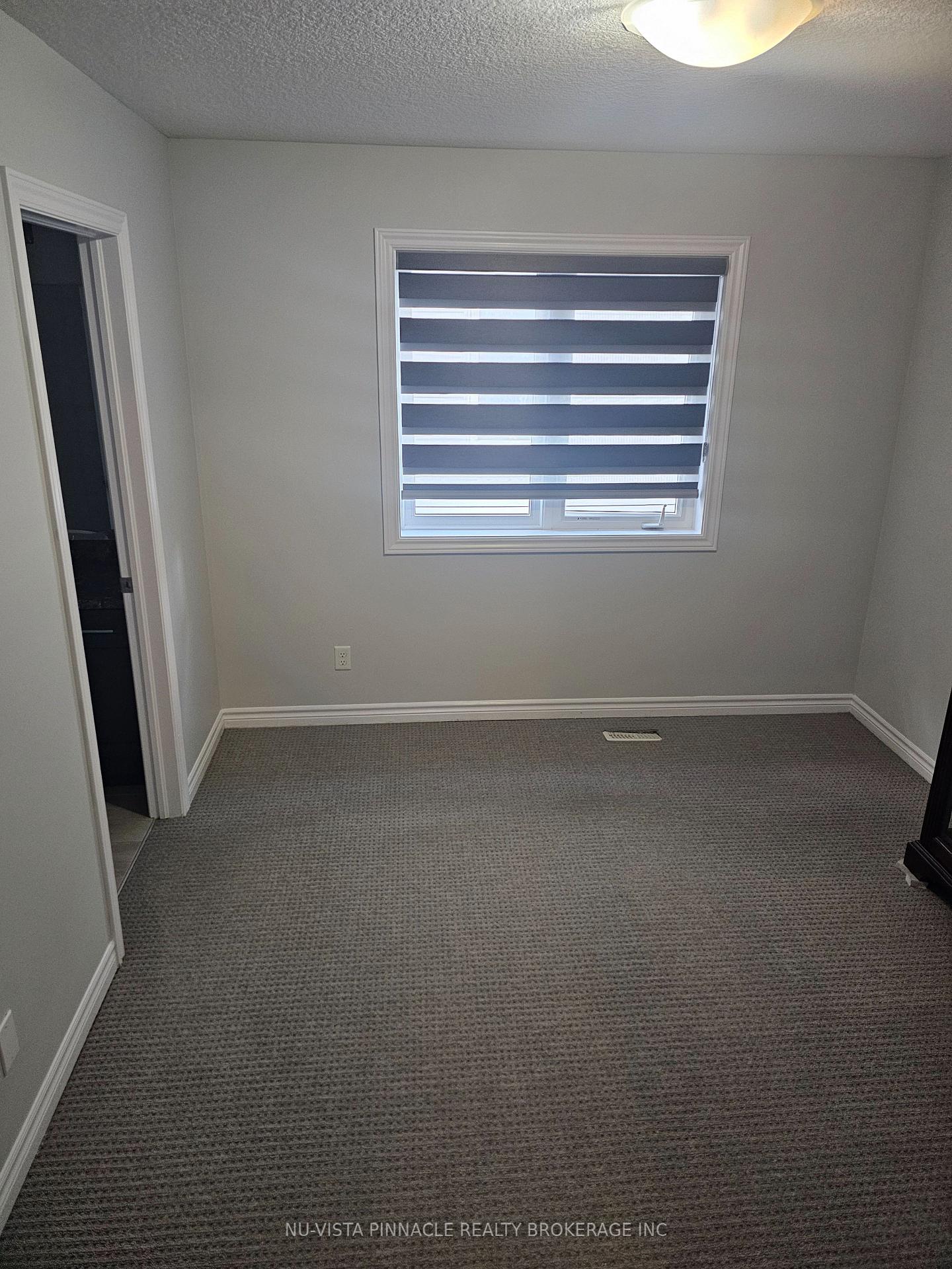 Photo 9 of 2039 Cedarpark Drive, London, North D — HOMEH