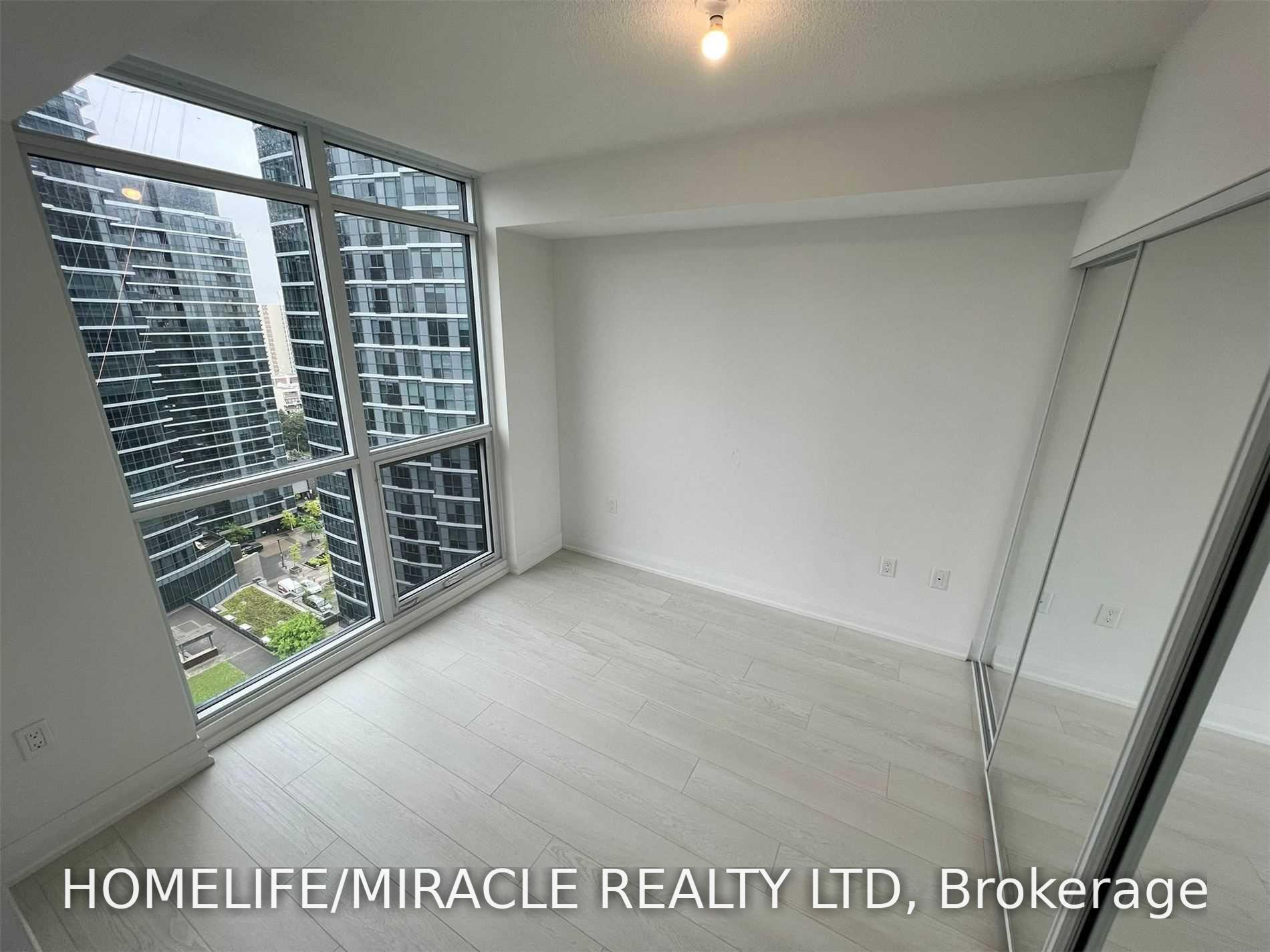 Photo 10 of Unit 1702, 30 Gibbs Road, Etobicoke, Islington-City Centre West — HOMEH