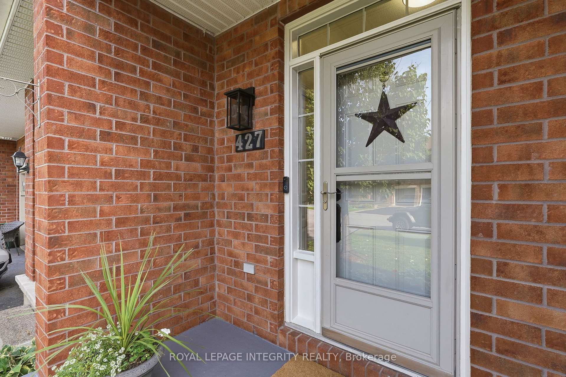 Photo 3 of 427 Sultan Street, Ottawa, Springridge/East Village — HOMEH