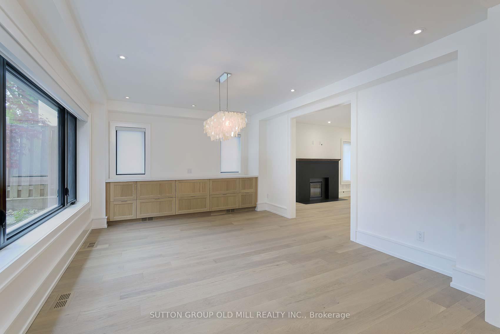 Photo 13 of 20 The Kingsway, Etobicoke, Kingsway South — HOMEH