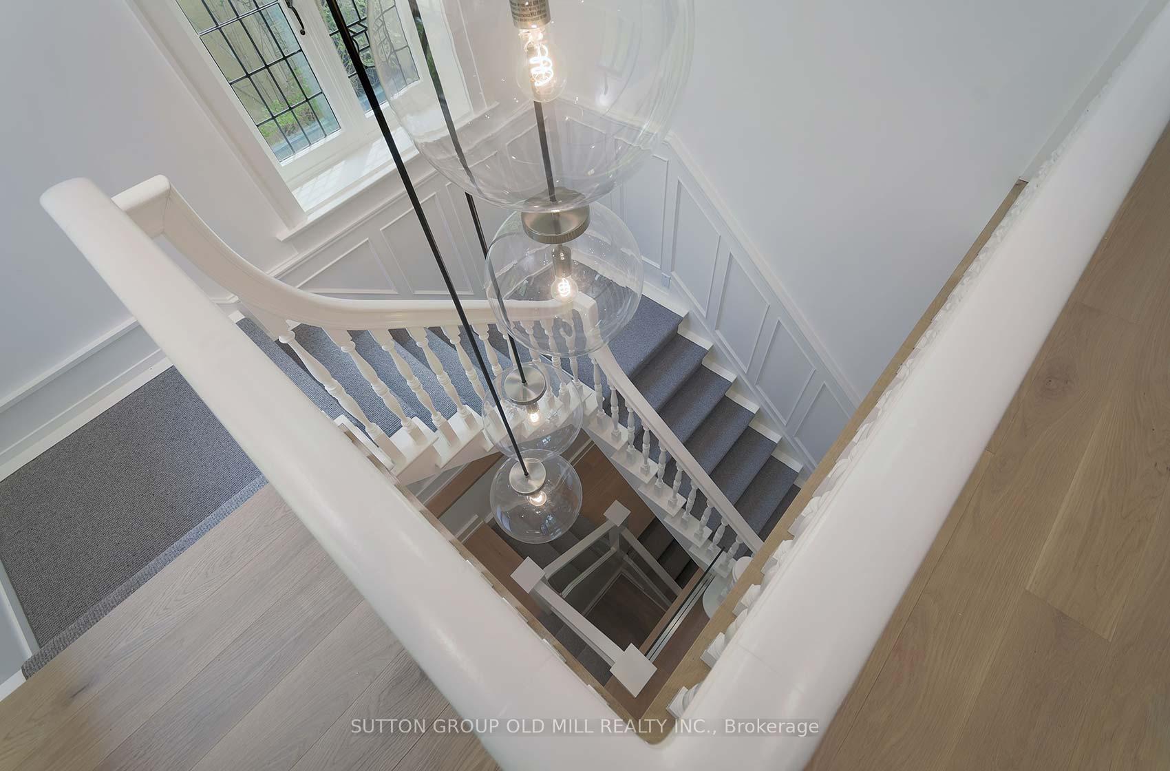Photo 16 of 20 The Kingsway, Etobicoke, Kingsway South — HOMEH