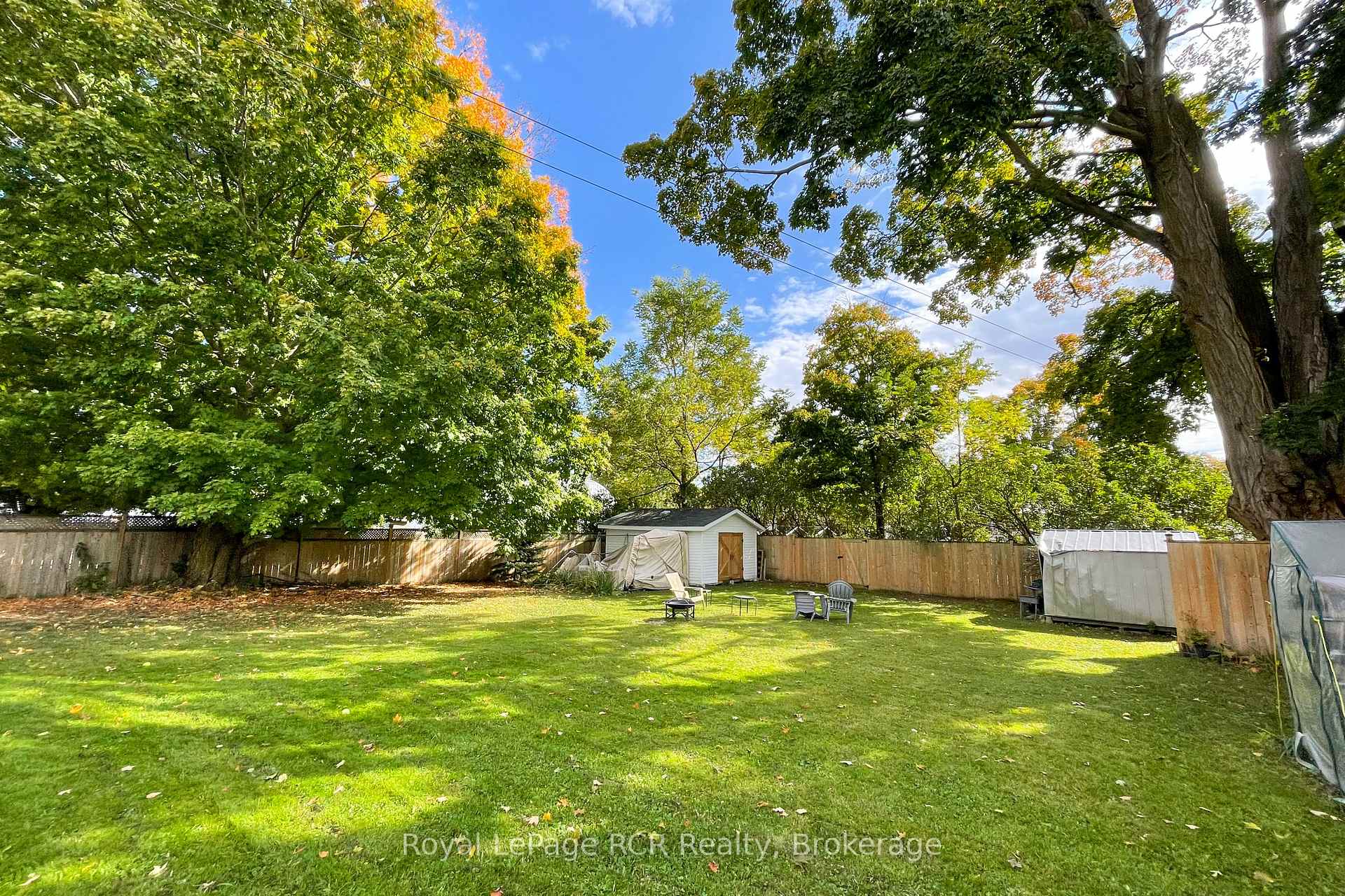 Photo 4 of 11 Gordon Street E, South Bruce — HOMEH