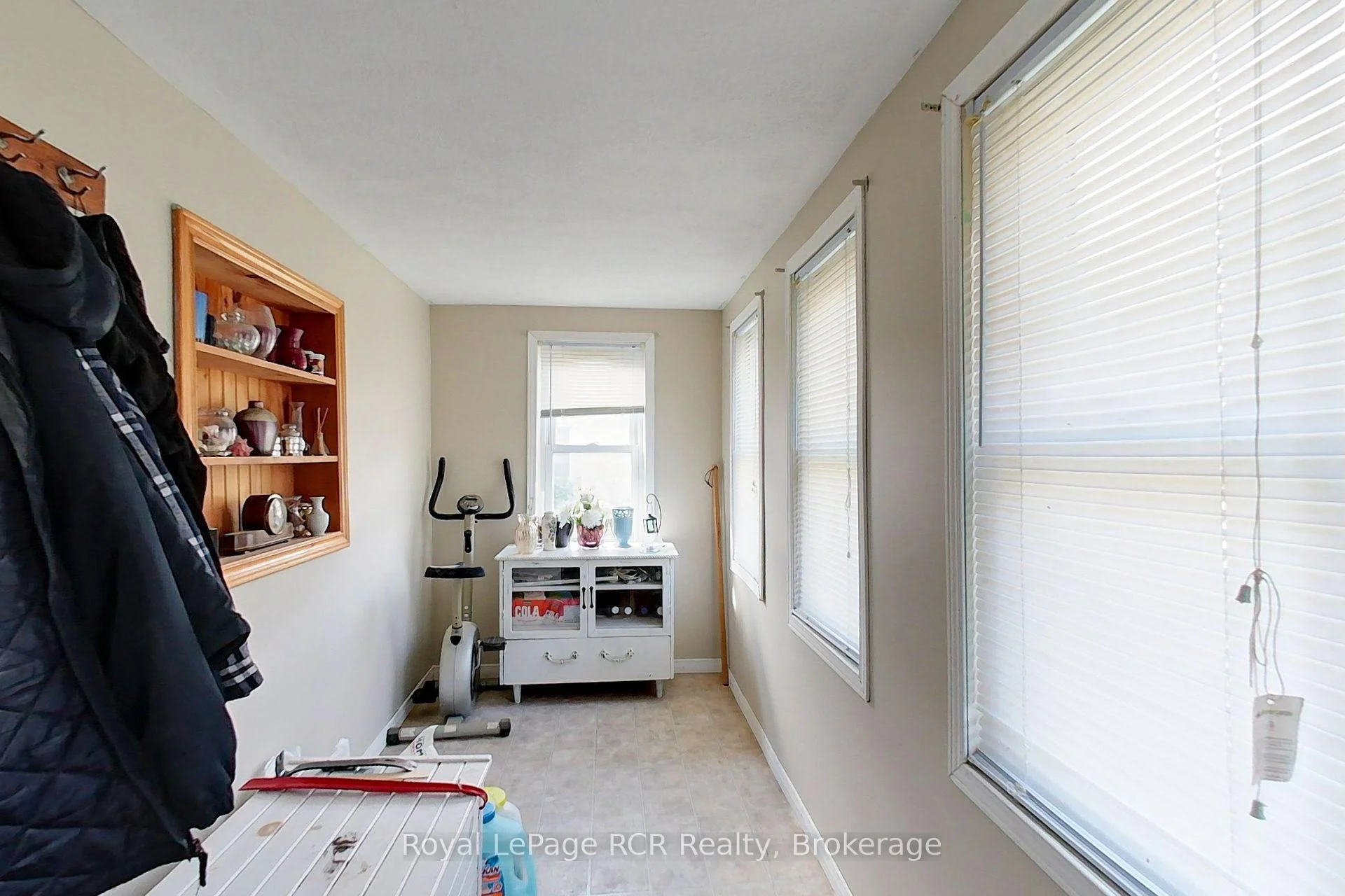 Photo 10 of 11 Gordon Street E, South Bruce — HOMEH