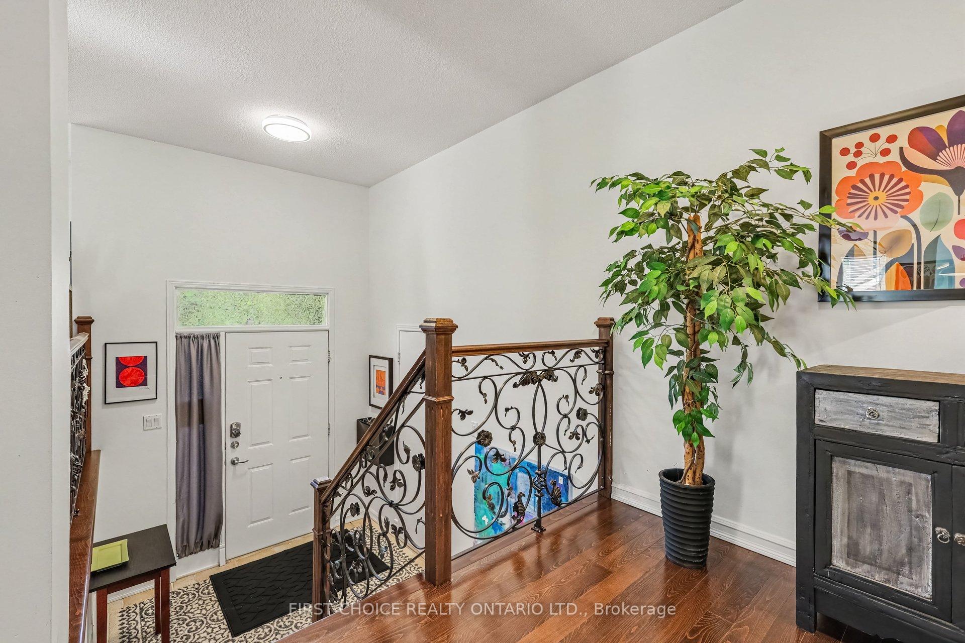 Photo 5 of 3412 Descotes Circle, Clarence-Rockland, Town of Rockland — HOMEH