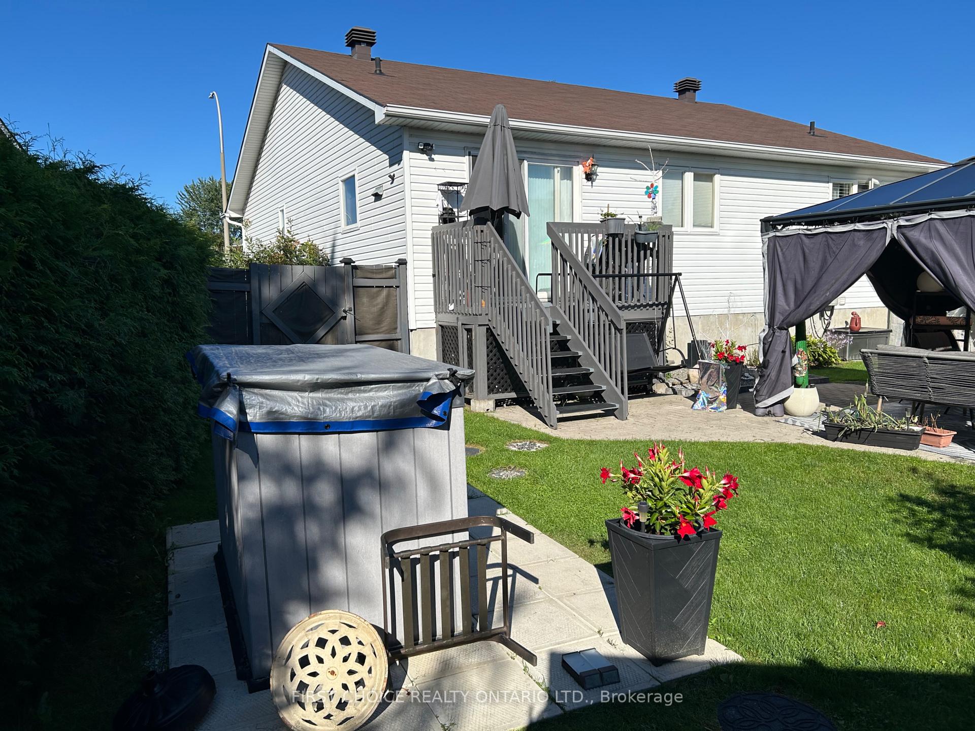 Photo 34 of 3412 Descotes Circle, Clarence-Rockland, Town of Rockland — HOMEH