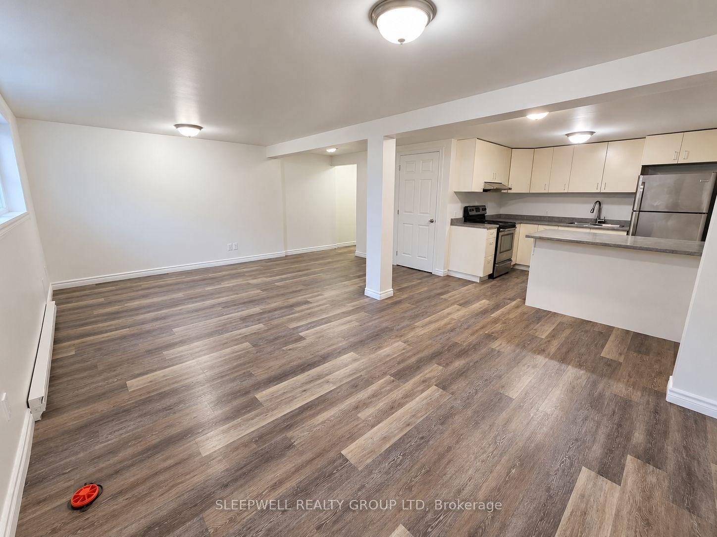 Photo 4 of Unit B, 16 Banner Road, Ottawa, Sheahan Estates/Trend Village — HOMEH